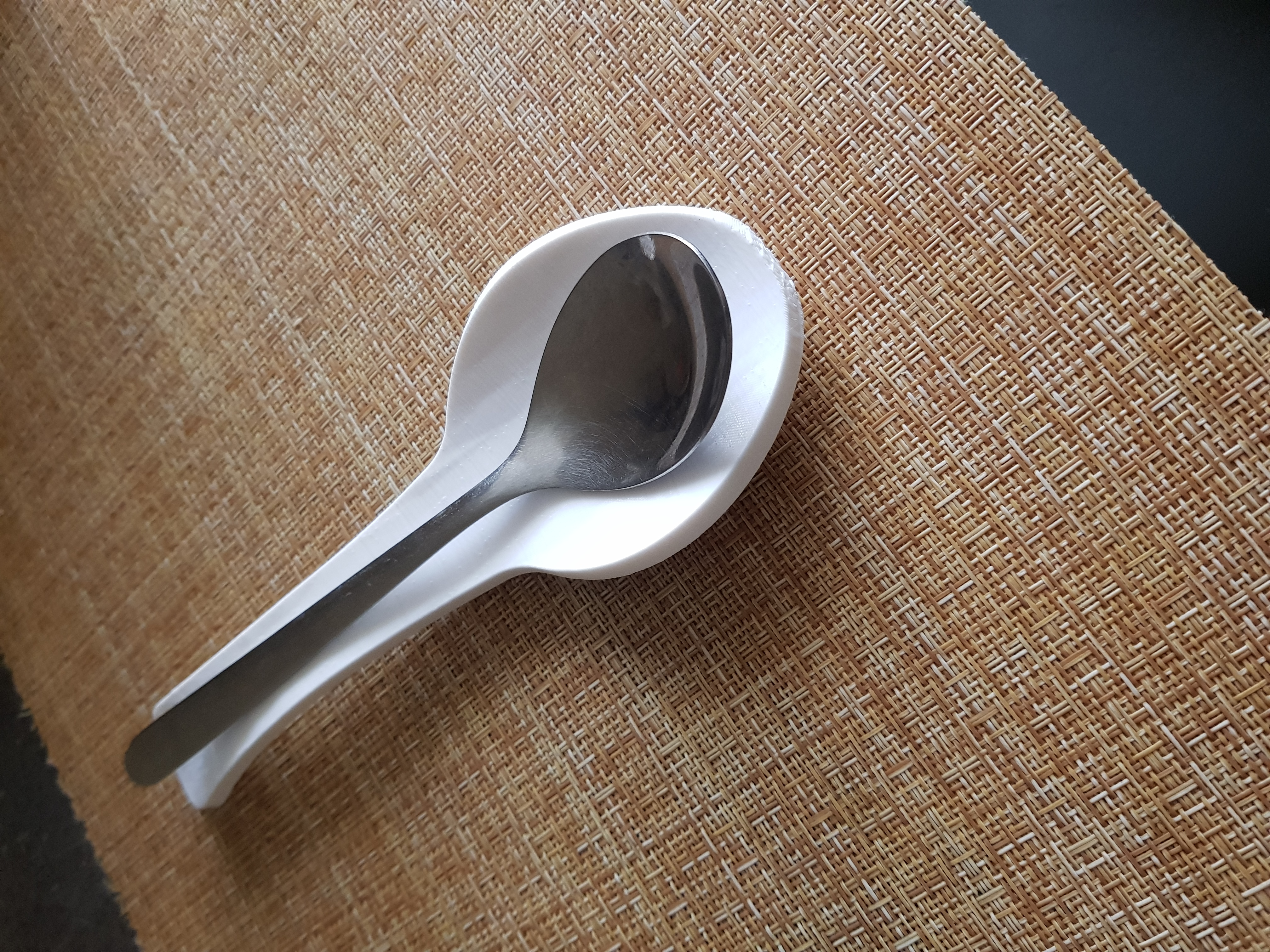 Bir Kaşık Stand (Plastik Aparattır!!!)