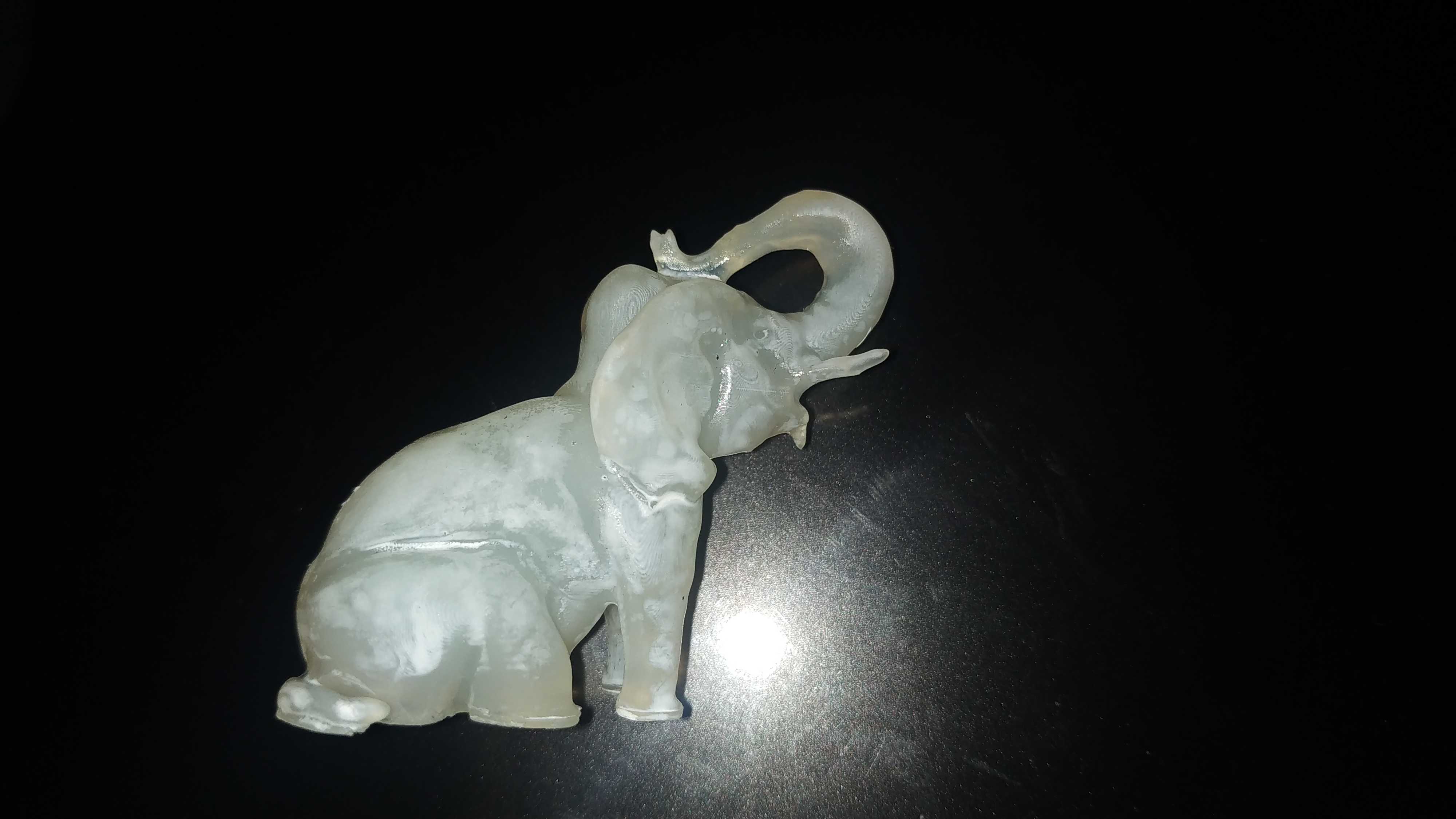 Fosforla parlayan fil (blogda isteğe bağlı talimatlar) (Plastik Aparattır!!!)