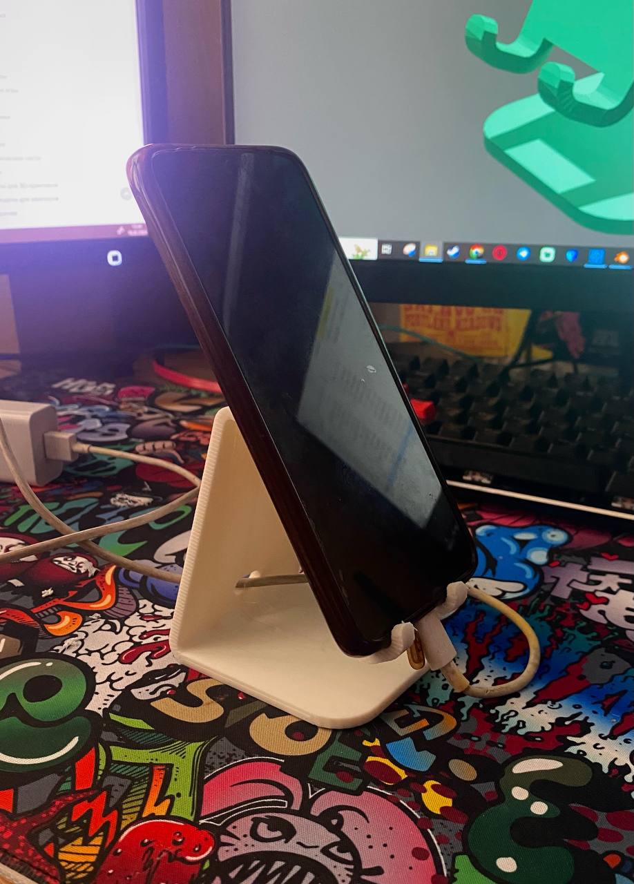 Üçgen telefon standı (Plastik Aparattır!!!)