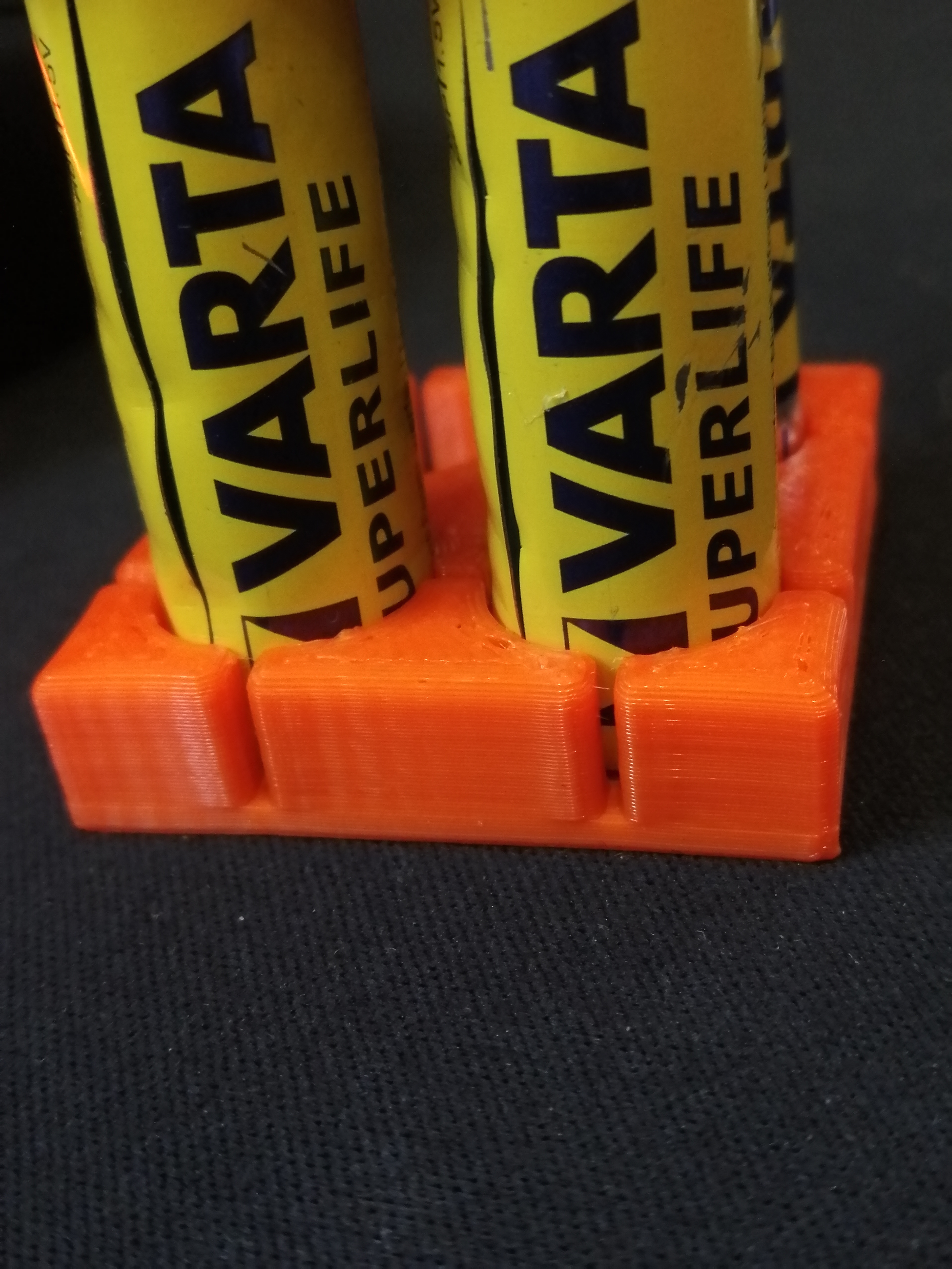 AA pil tutucusu 4 parça. (Plastik Aparattır!!!)