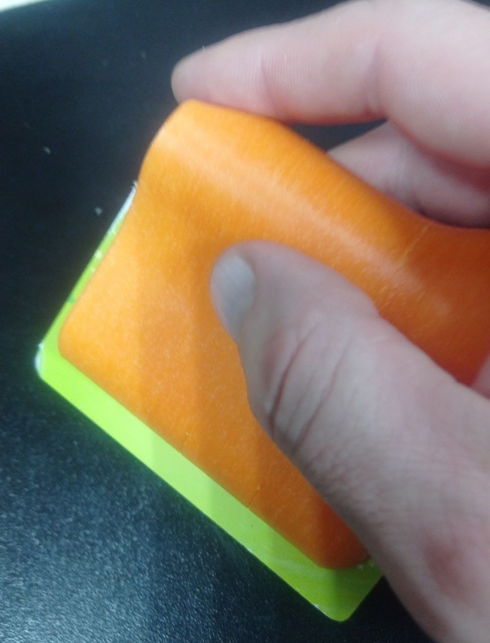 Bir araba bardağından uygun ergonomik buz kazıyıcı - plastik kartlar için tutucu (Plastik Aparattır!!!)