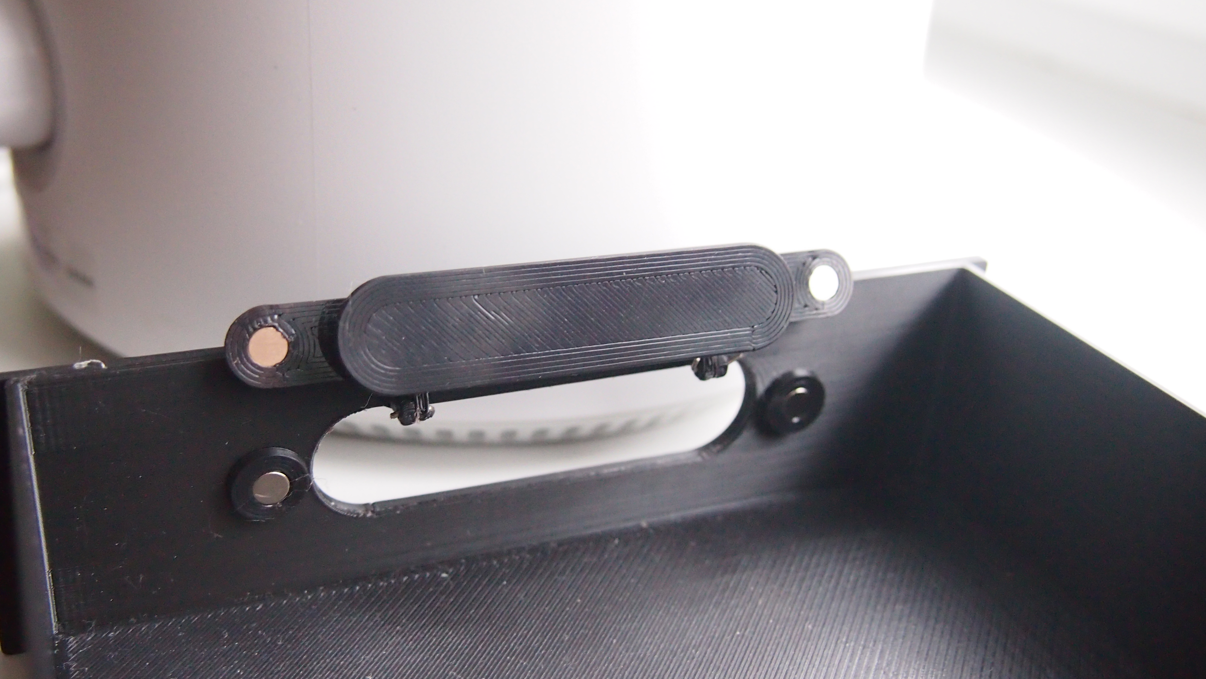 Bölüm 5.25'teki Çekmece (Plastik Aparattır!!!)