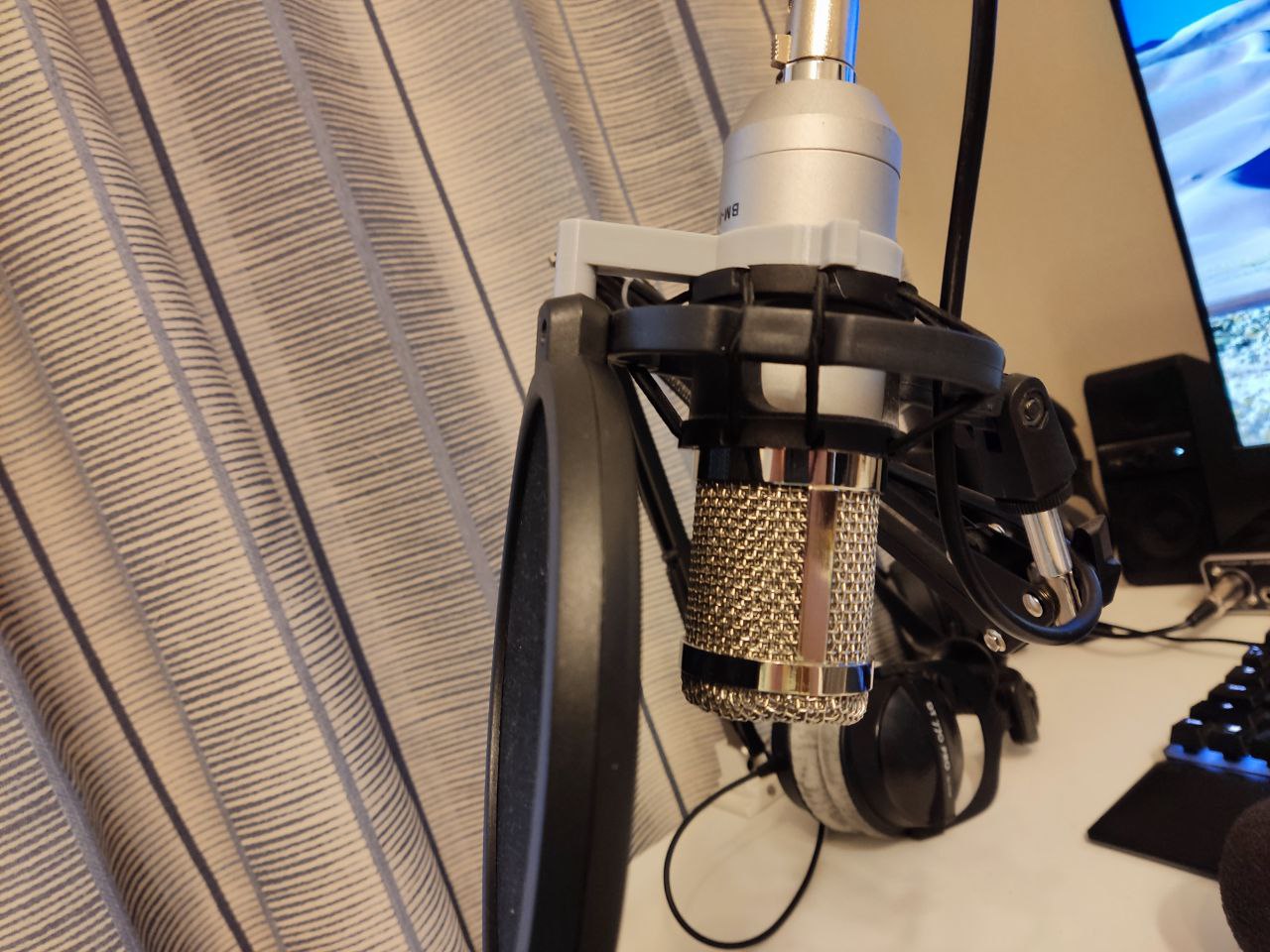 BM800 Mikrofonunda Pop Filtresi (Modifikasyon) (Plastik Aparattır!!!)