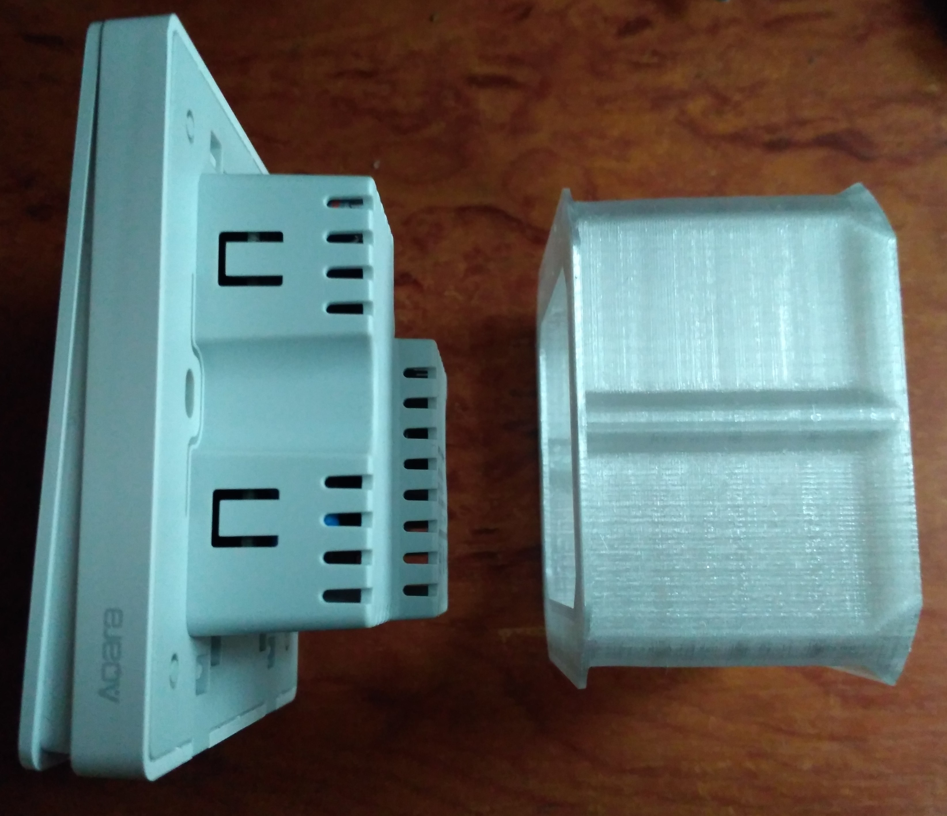 Çin Akara anahtarı için priz kutusu 58x58x40 mm (Plastik Aparattır!!!)