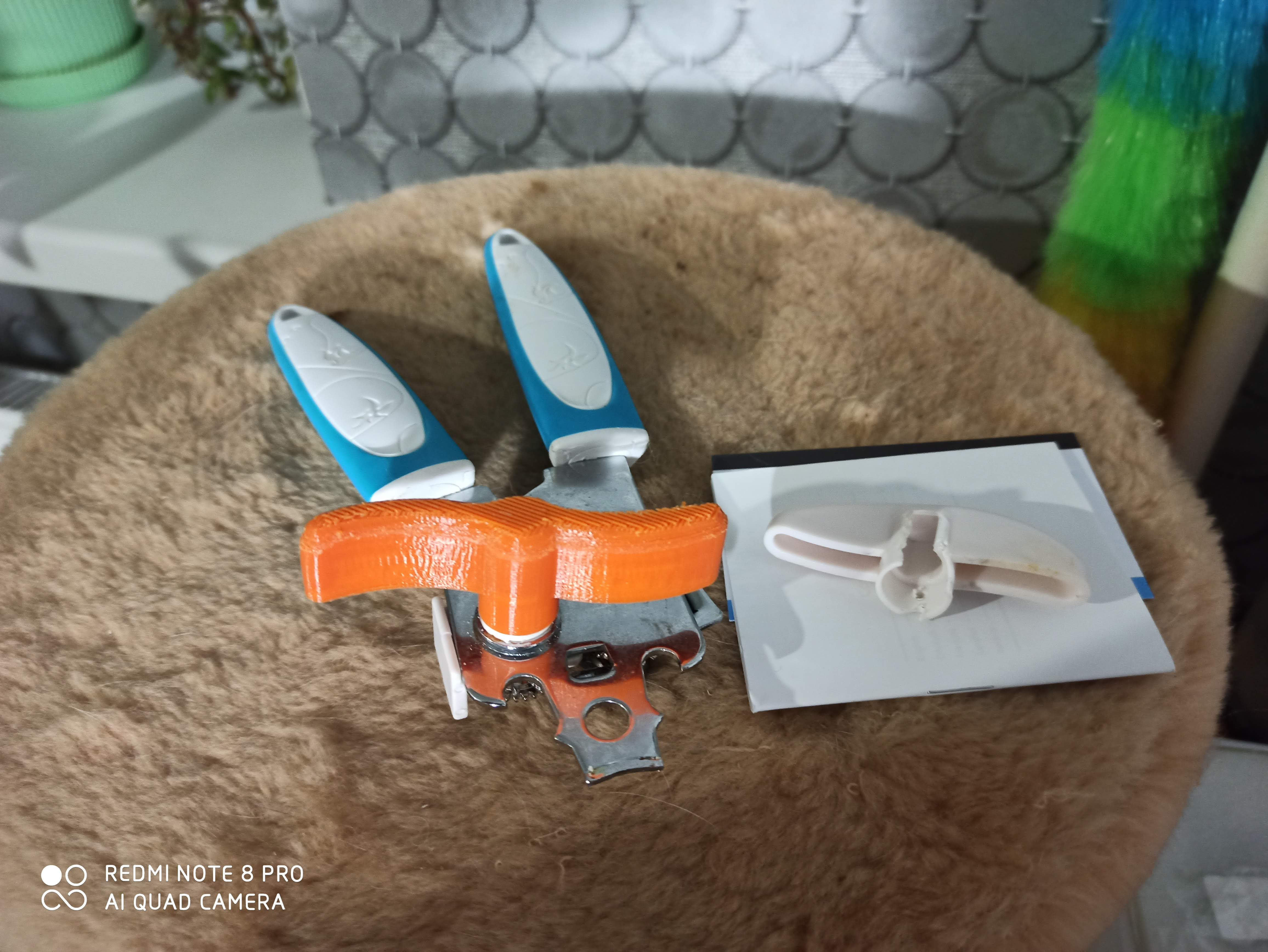 "Krutilka", konserve açacakları - "atmosfer" (Plastik Aparattır!!!)