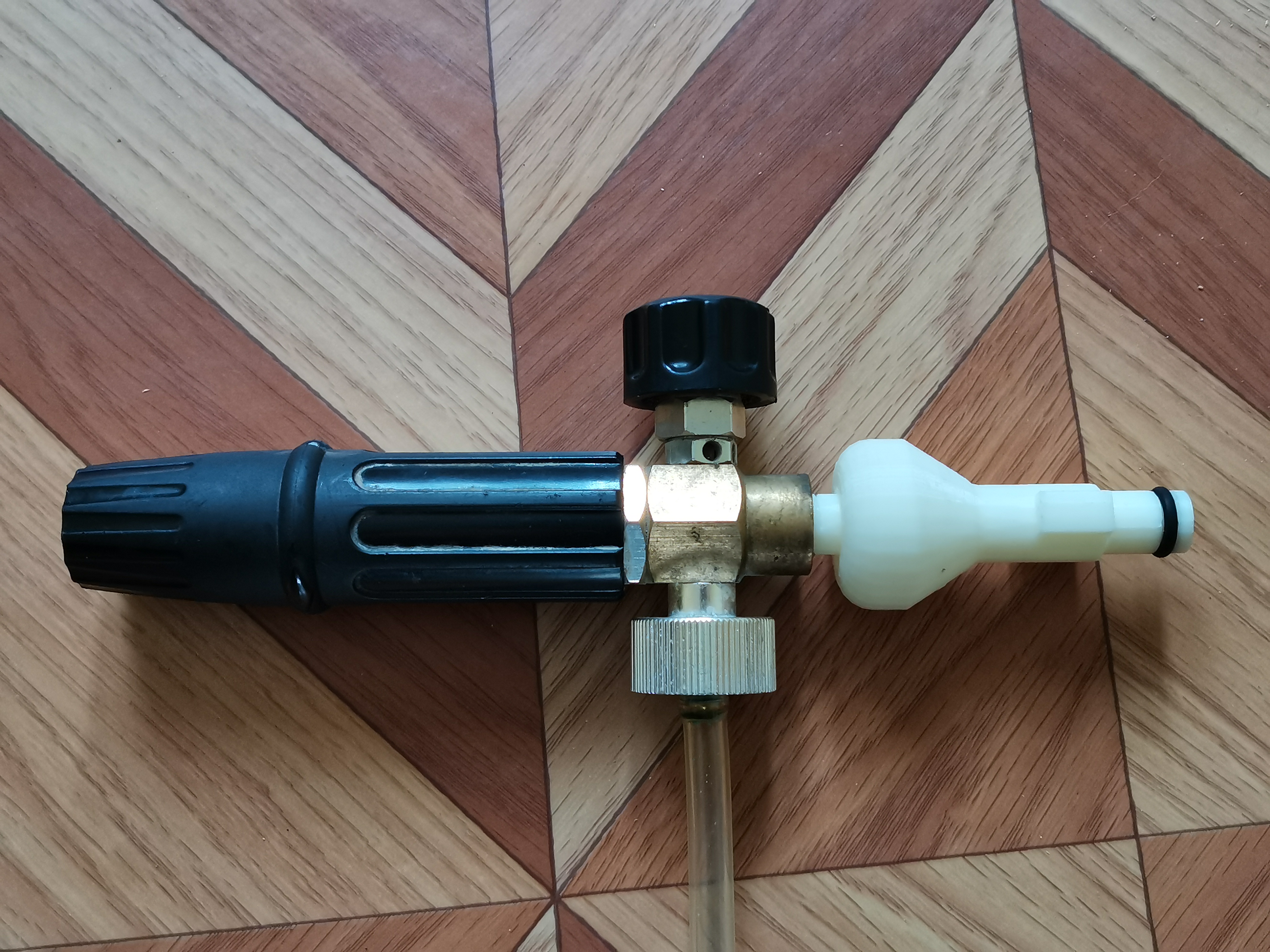 Çin köpük nozulu için Interskol adaptörü (Plastik Aparattır!!!)