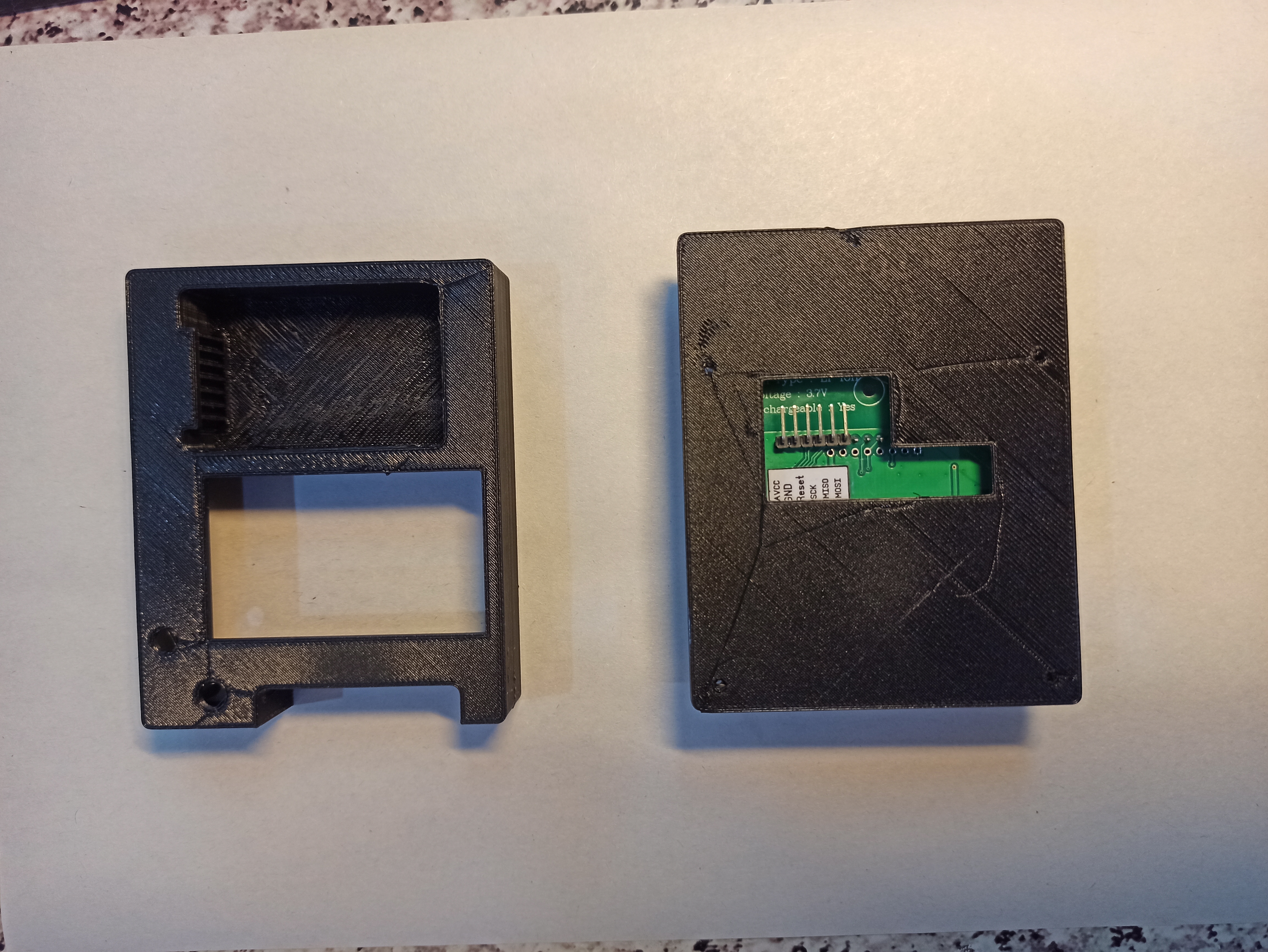 Transistör test cihazının gövdesi (Plastik Aparattır!!!)