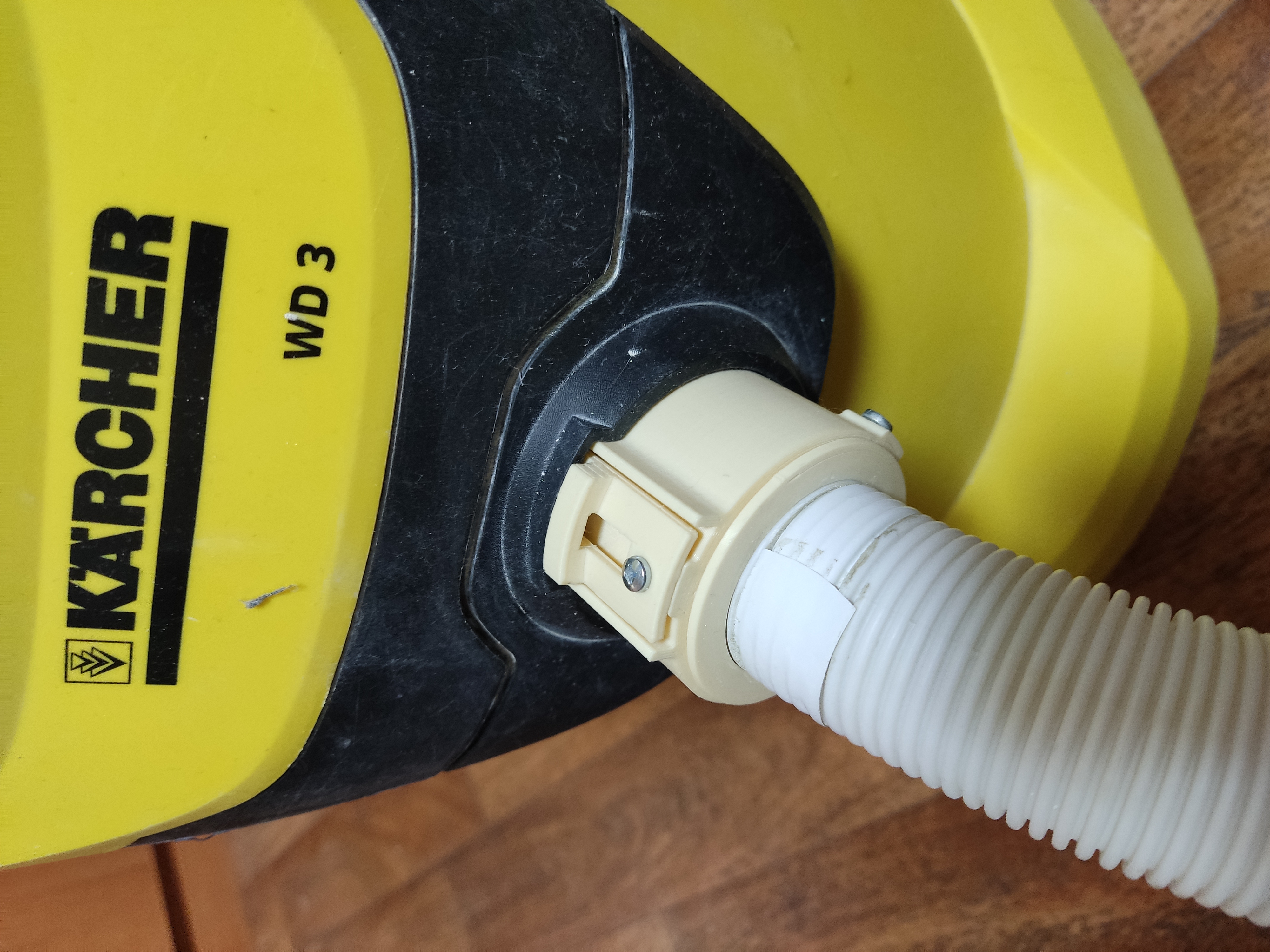 Elektrikli süpürge WD3 için su tesisatı hortumu konektörü (Plastik Aparattır!!!)