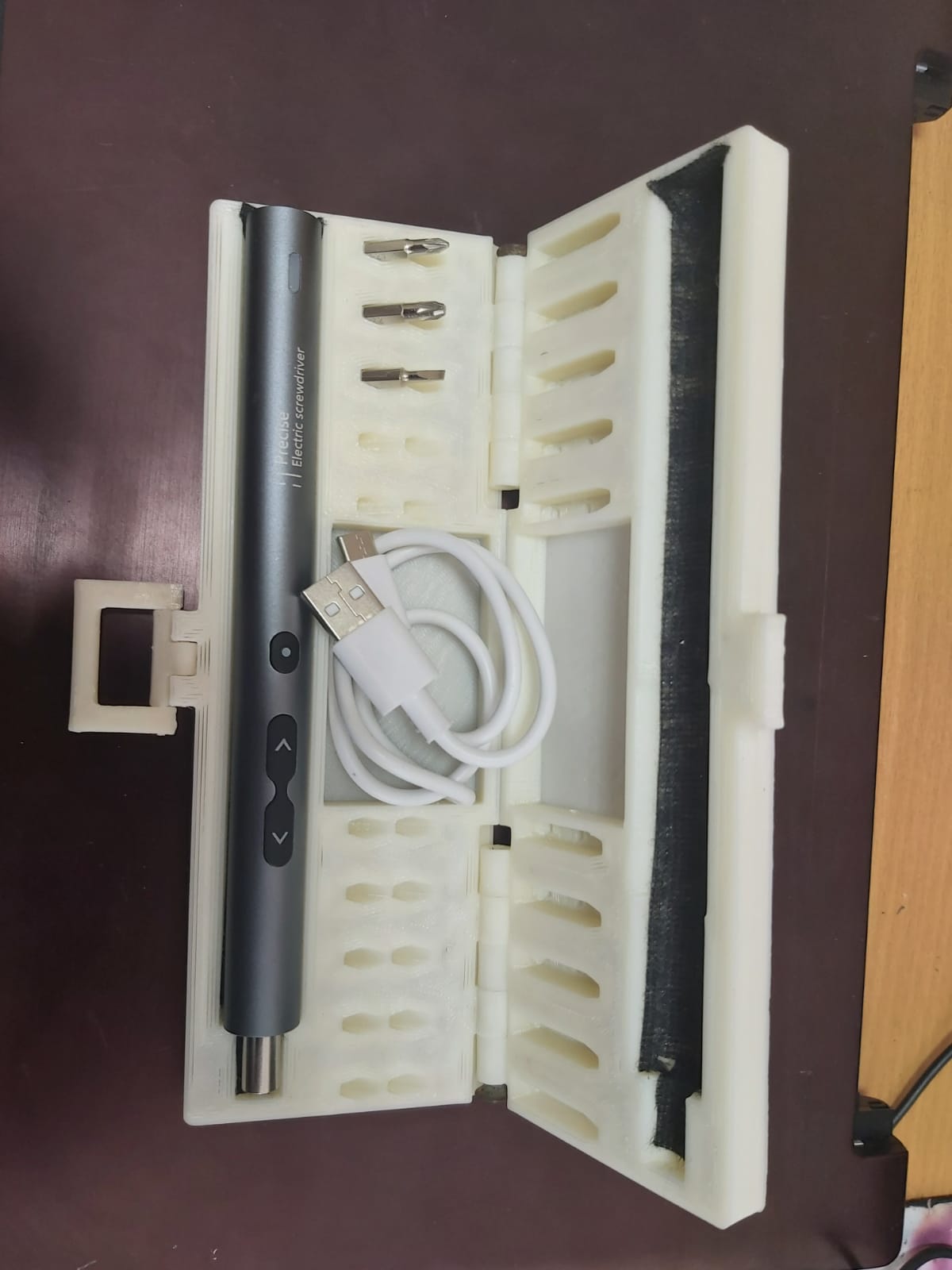 Tornavida için boks "hassas elektrikli tornavida" (Plastik Aparattır!!!)