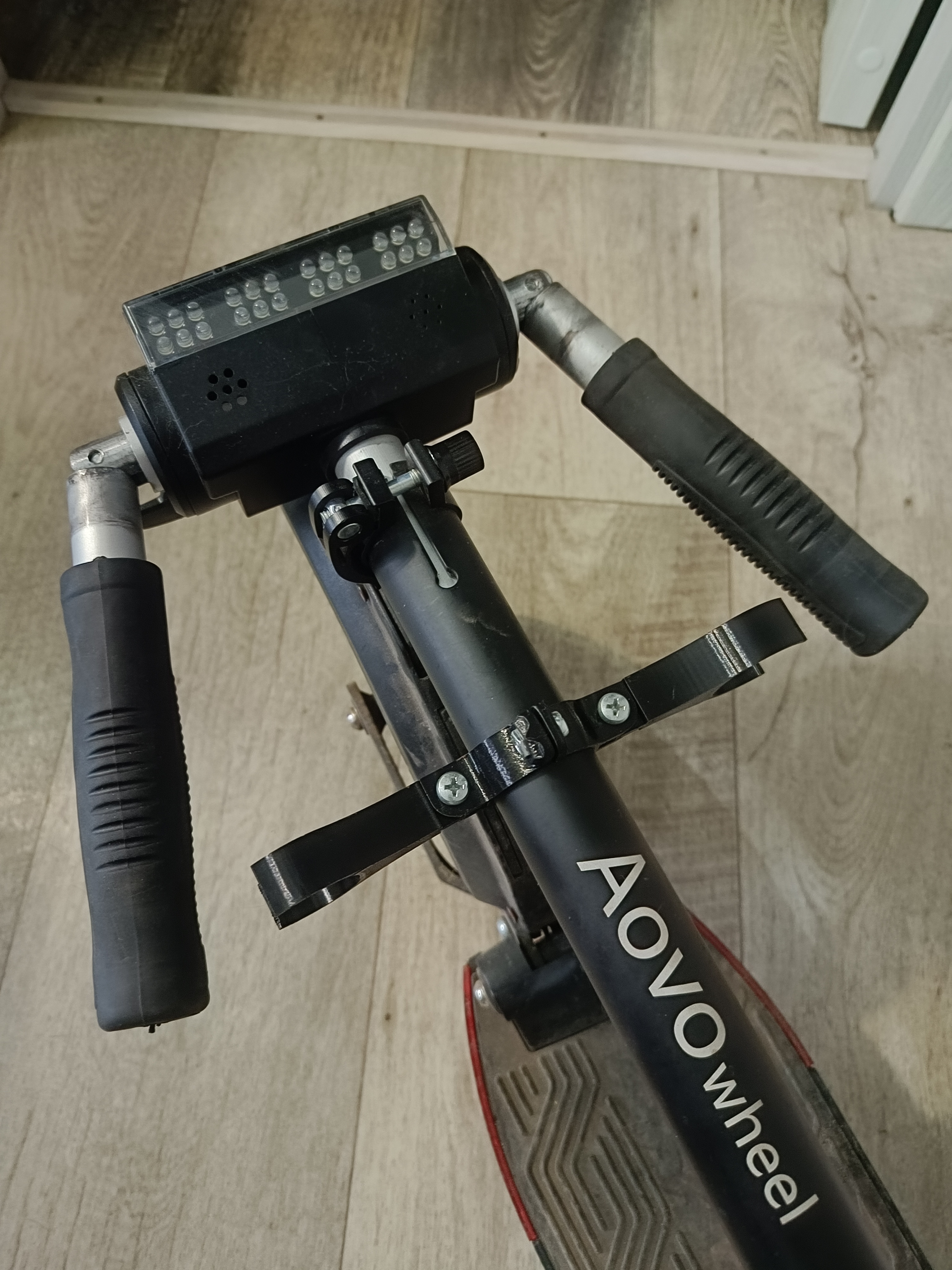 elektrikli scooter kolu sabitleme (Plastik Aparattır!!!)