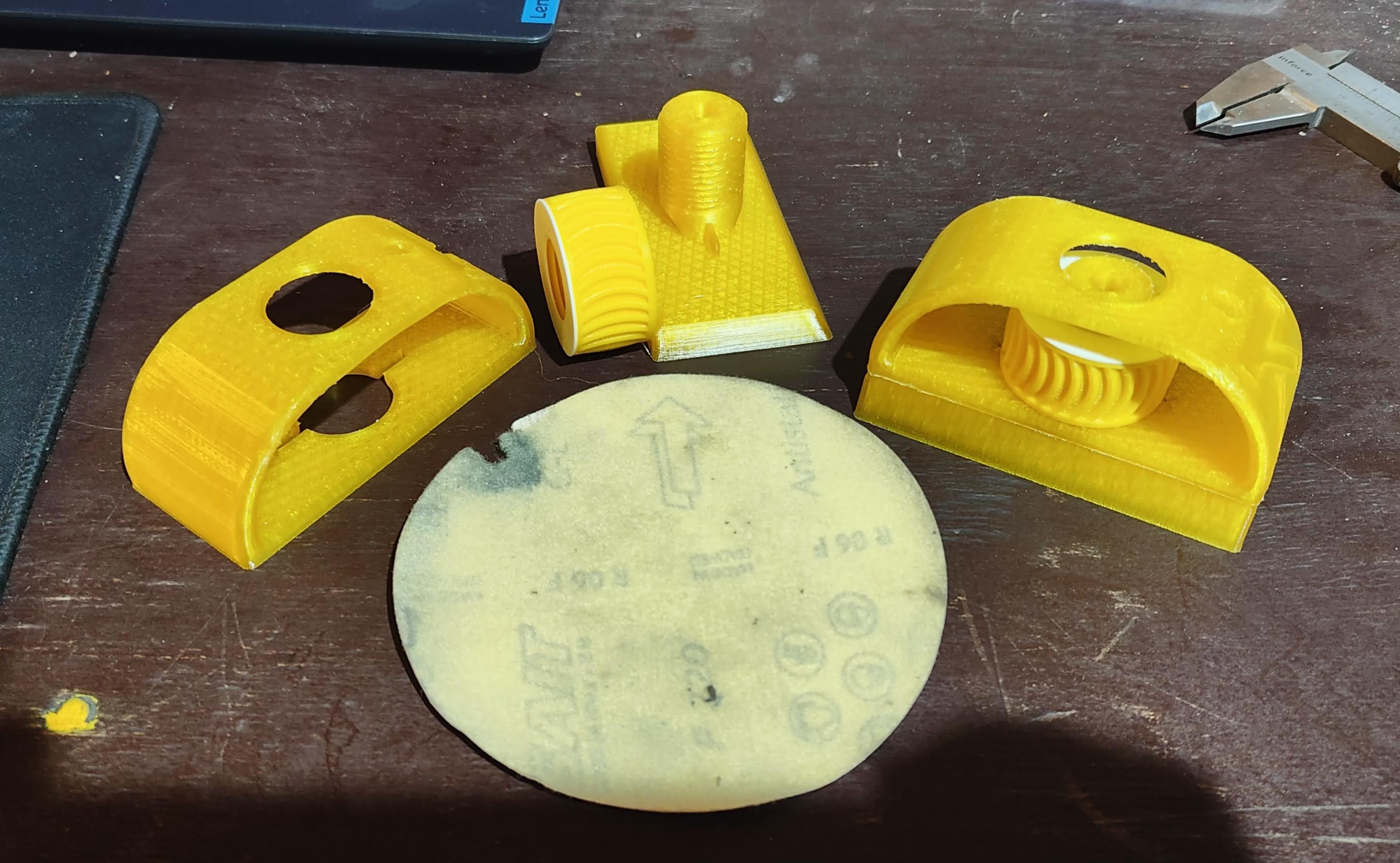 Derinin altındaki çubuk (Plastik Aparattır!!!)