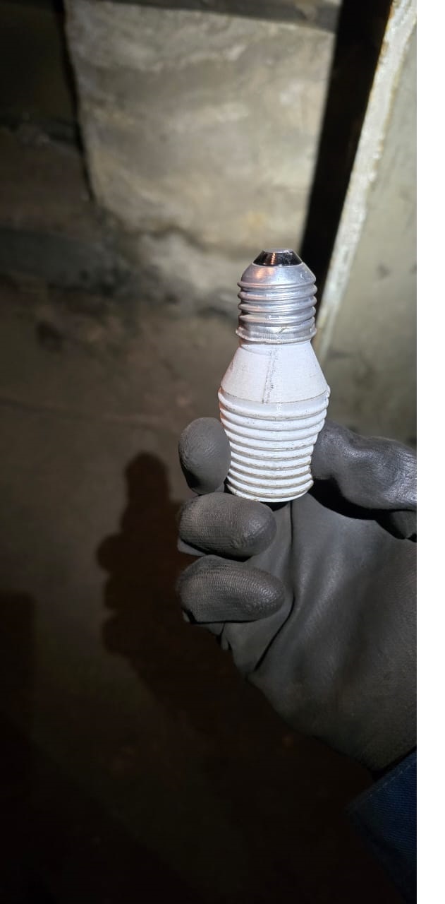 Lambanın çıkarıcı tsocoley 27, E 40. (Plastik Aparattır!!!)