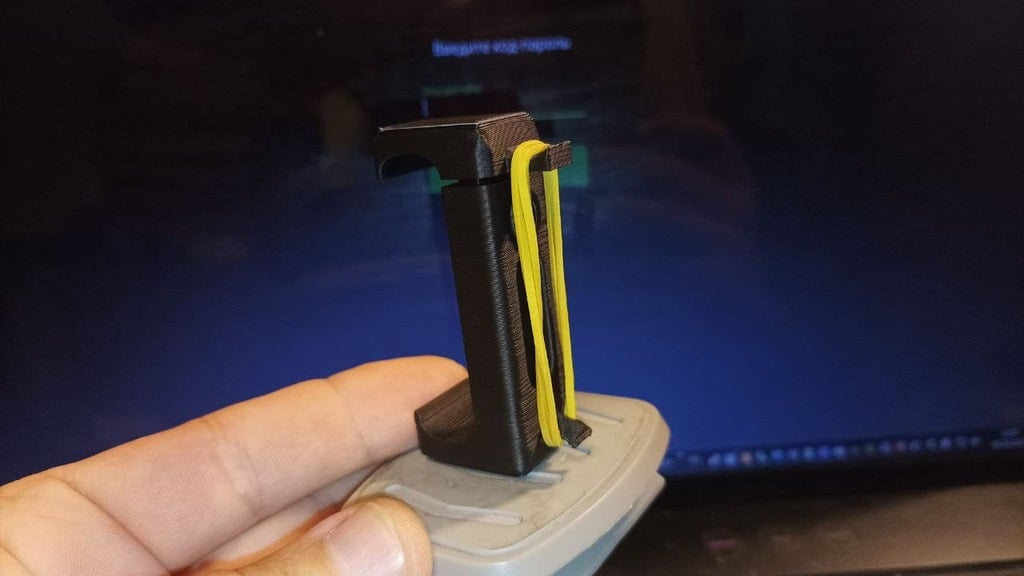 Akıllı Telefon Tutucu / Tripod Telefon Tutucu (Mount) Lastik Bandı (Plastik Aparattır!!!) Akıllı Telefon Tutucu / Tripod Telefon Tutucu (Mount) Lastik Bandı (Plastik Aparattır!!!)