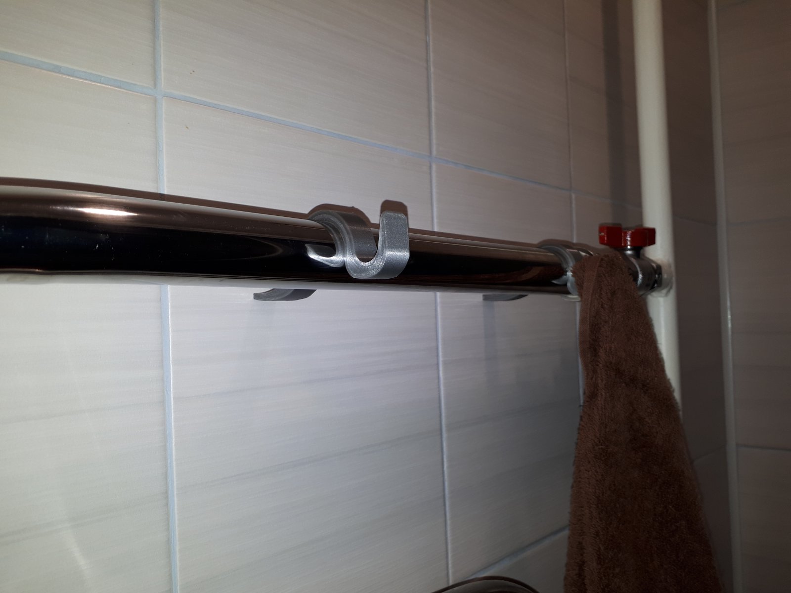 3d модель Крючок на трубу, полотенцесушитель. для 3d принтера - скачать ...