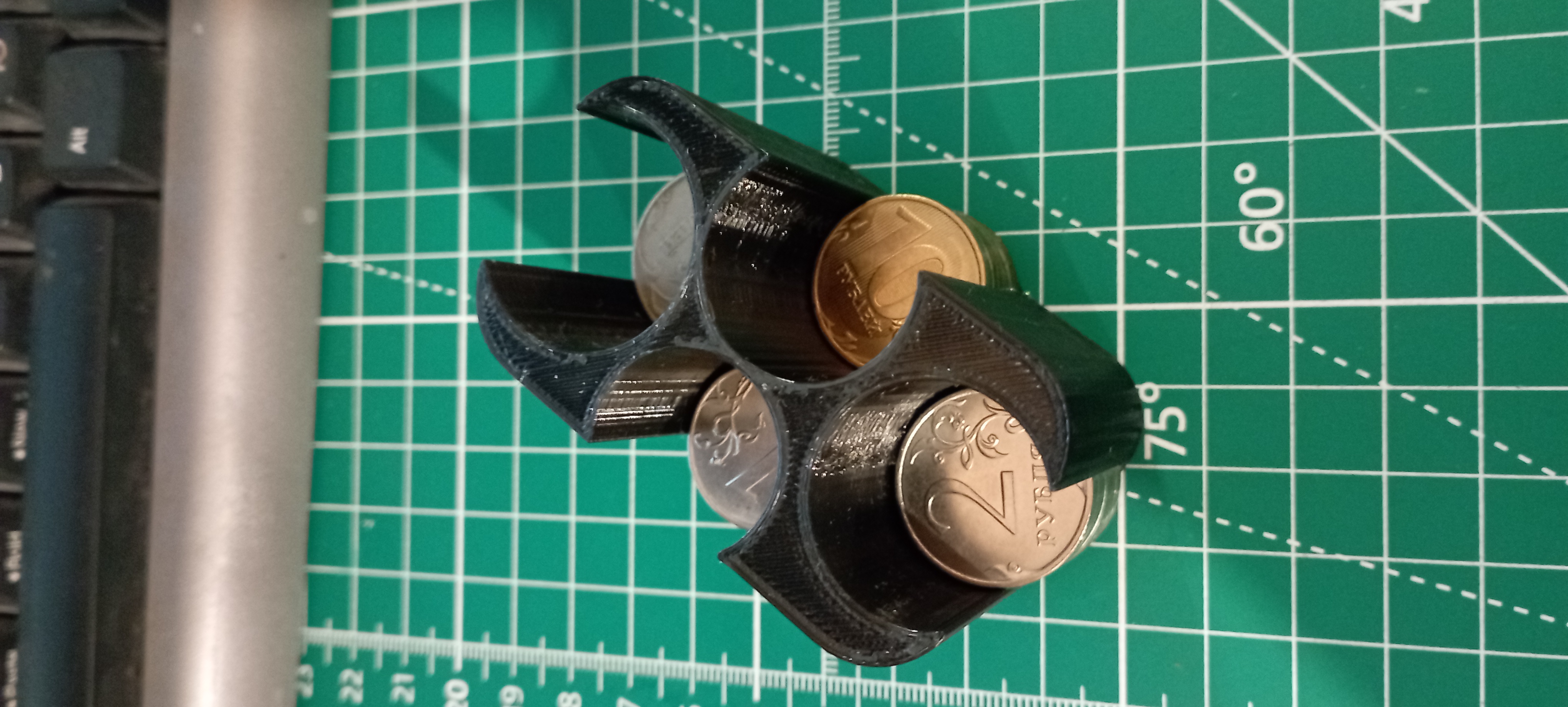 Ruble madeni para (Plastik Aparattır!!!) Ruble madeni para (Plastik Aparattır!!!)