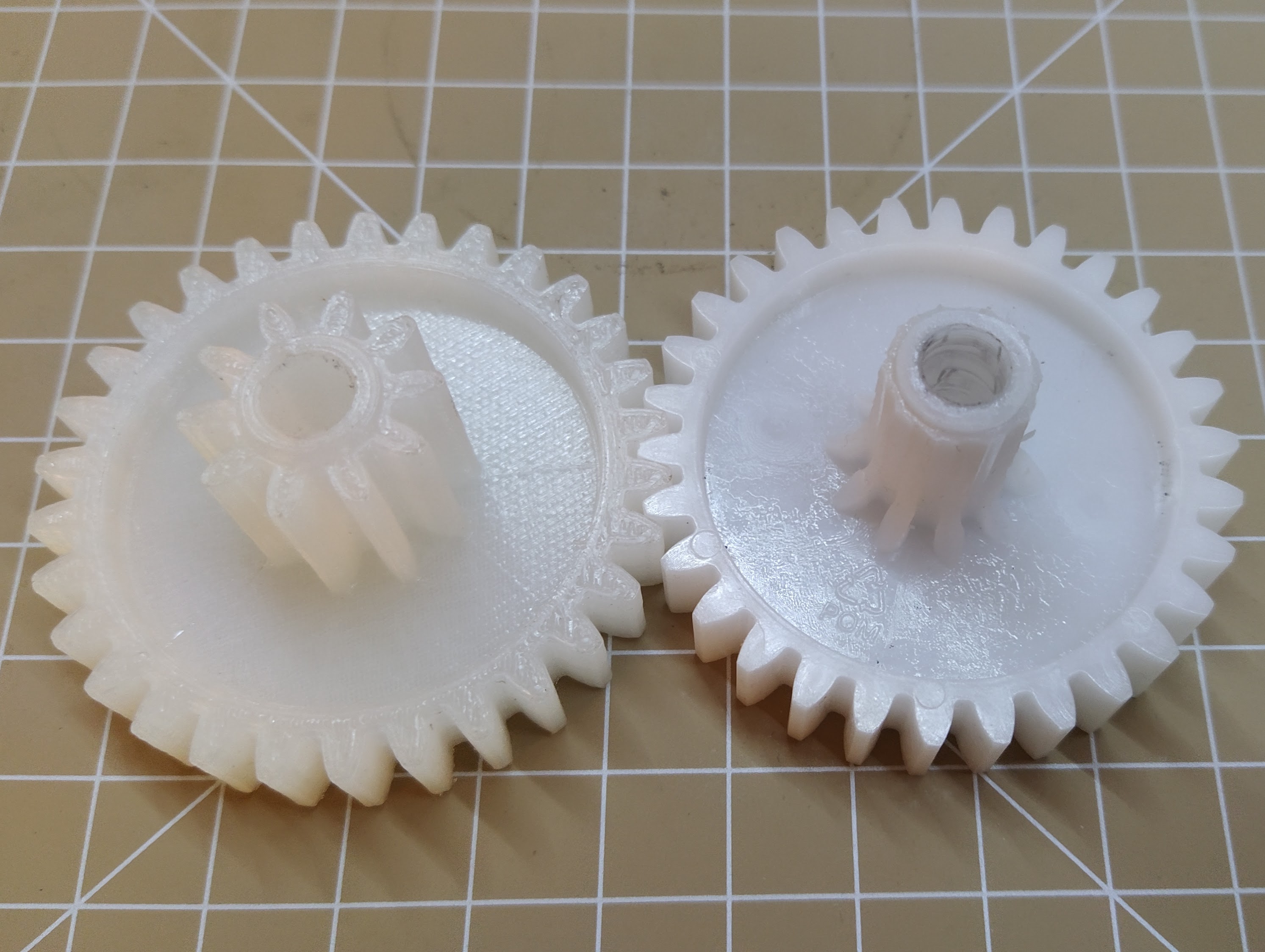 Dişli Öğütücü Scarlett SC-MG45M30 (Plastik Aparattır!!!)