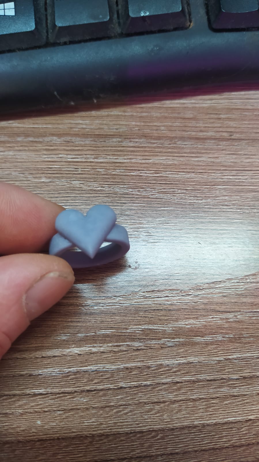 Kalpli Bir Yüzük (Plastik Aparattır!!!)