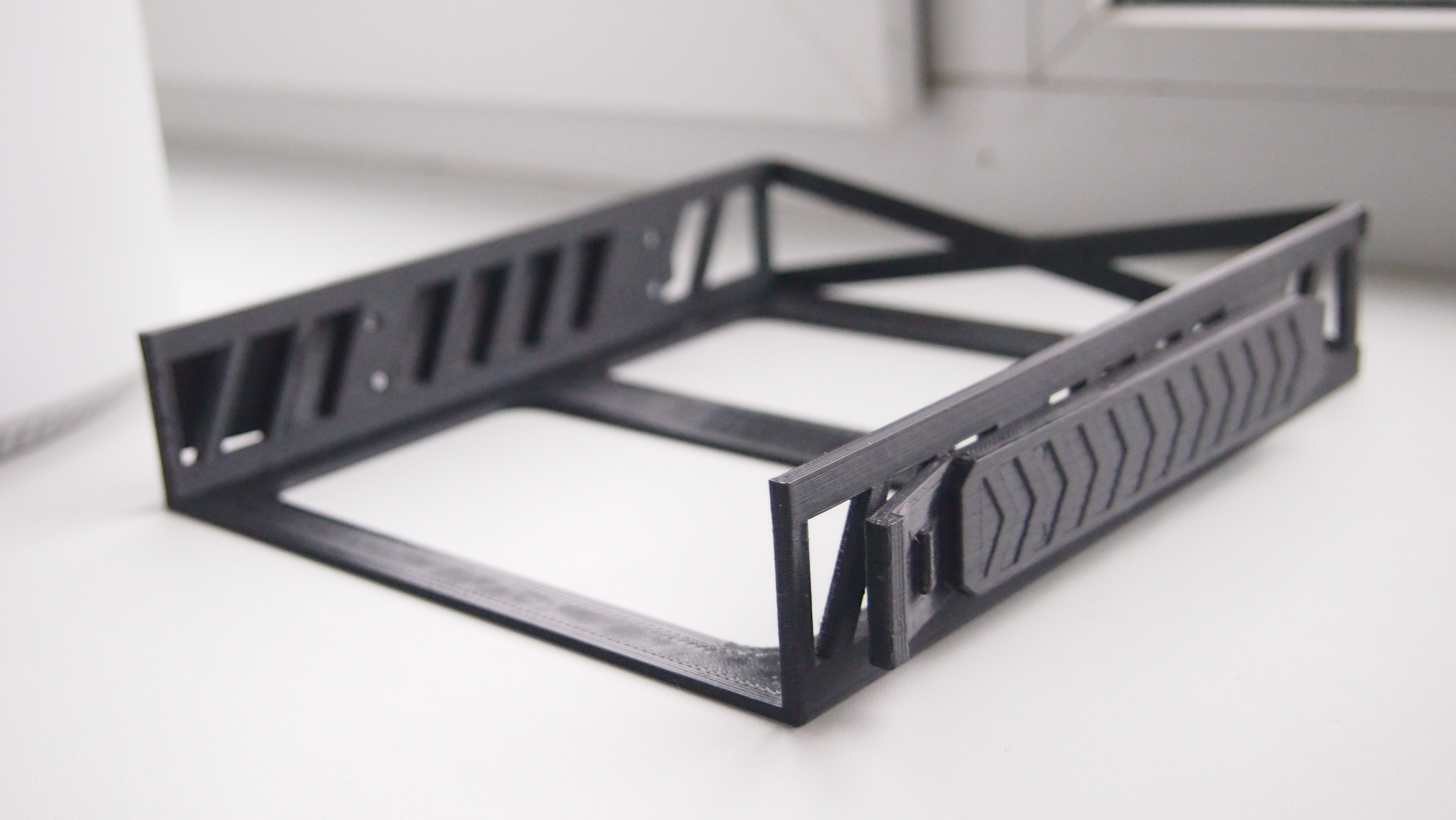 Bölüm 5.25'teki Çekmece (Plastik Aparattır!!!)