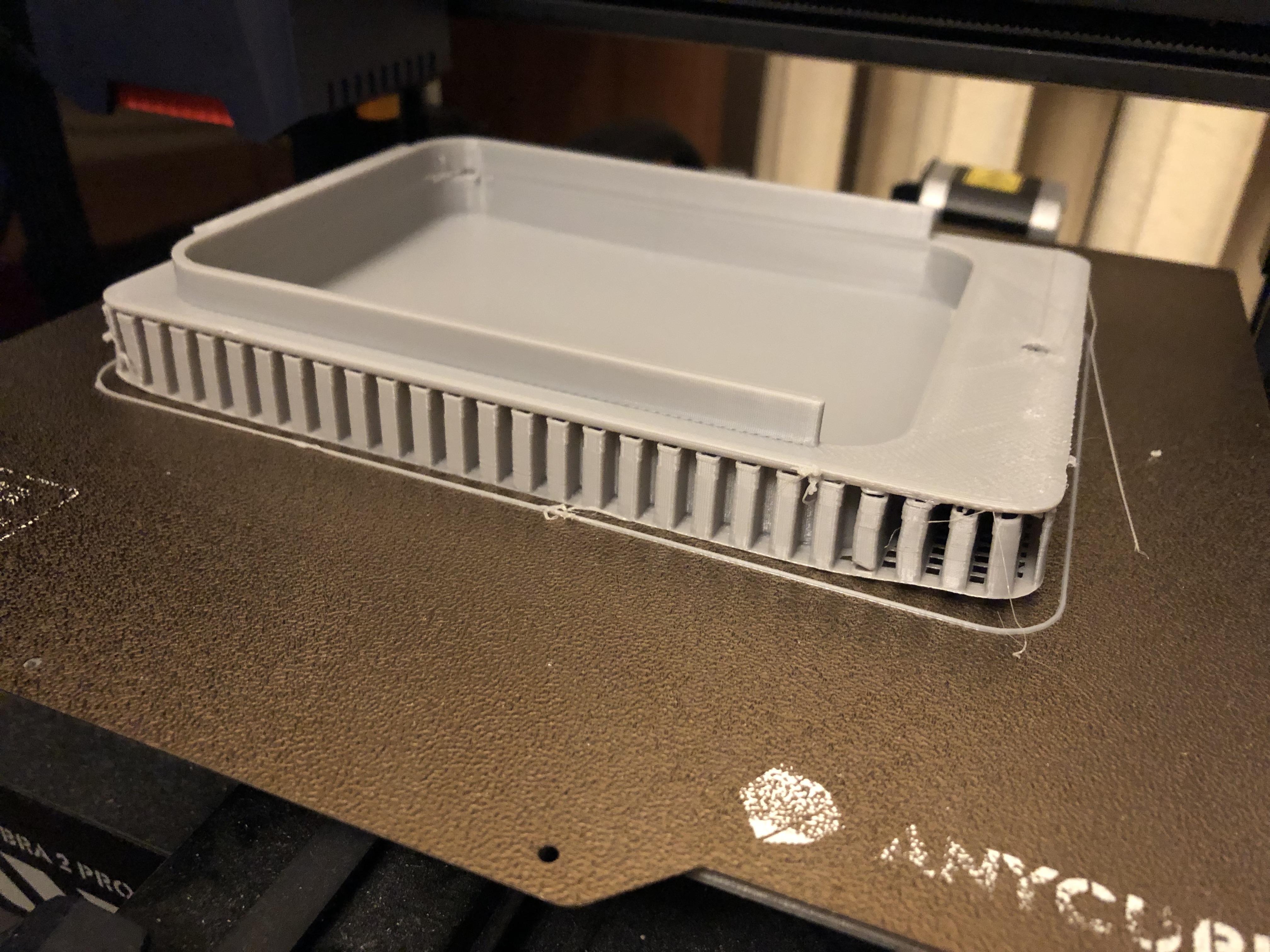 Elektrikli bölünmüş bölme kapağı (Plastik Aparattır!!!)