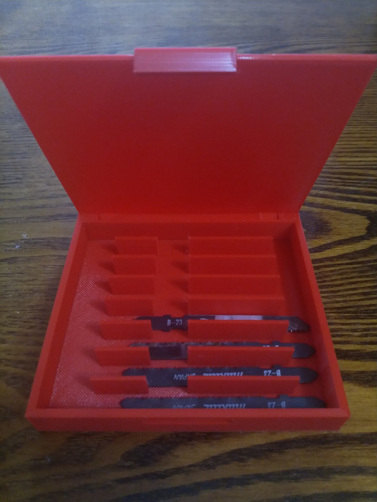 Küçük dosya kutusu (Plastik Aparattır!!!)