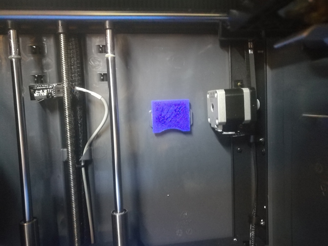 FlashForge Creator Pro 2 sahibi artan bir uzunluk. (Plastik Aparattır!!!)