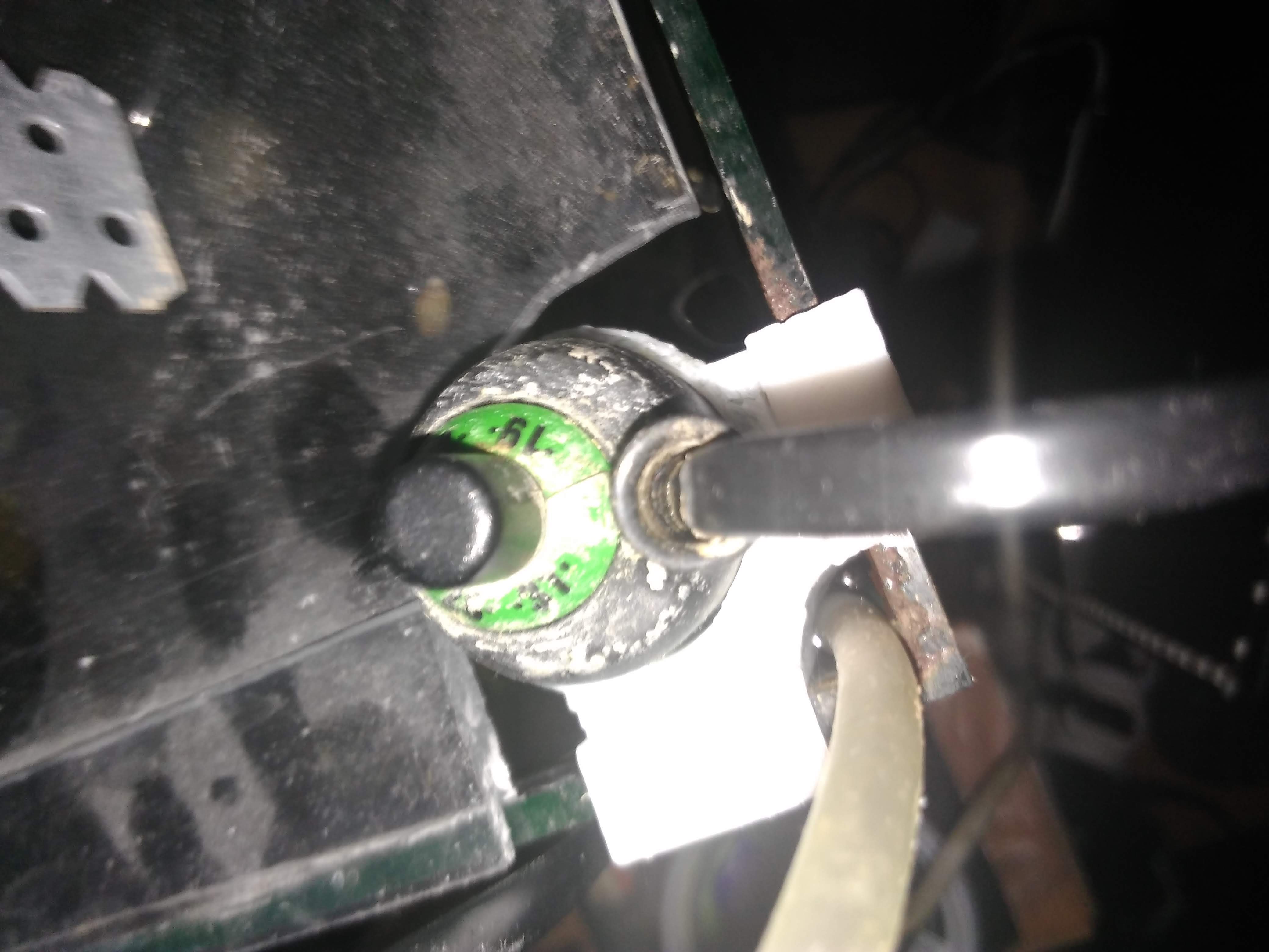 Akvaryum ısıtıcı tutucusu (Plastik Aparattır!!!)