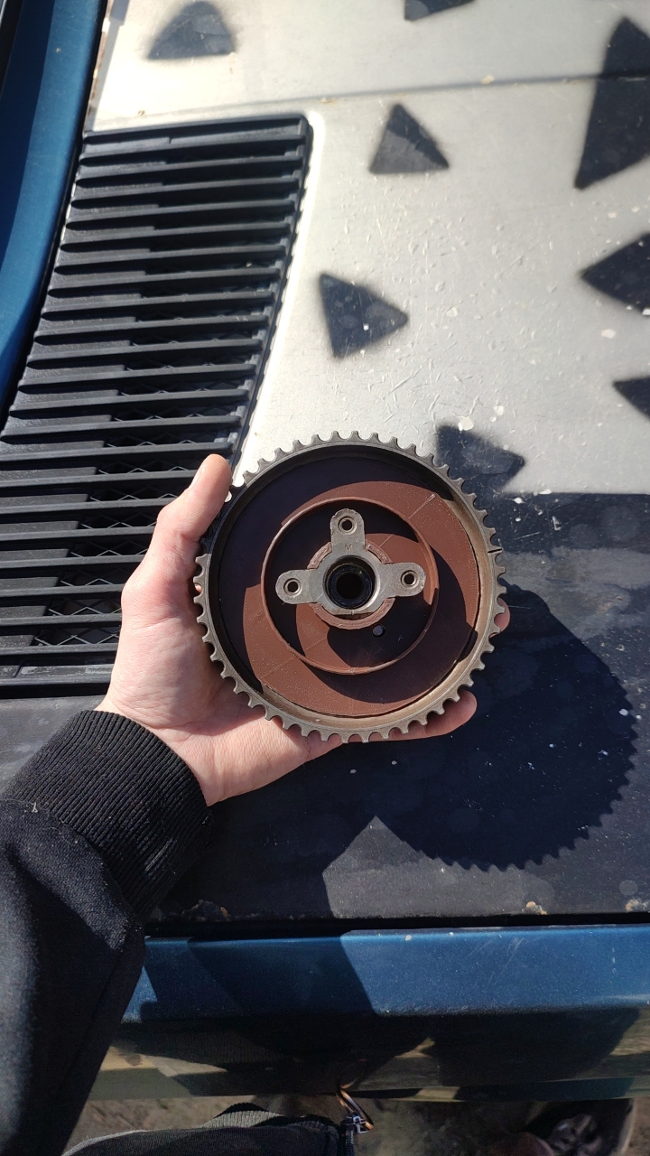 Isıtıcı Kapak BMW M20B25 1987-1993 OEM GÜNEY 11311713475 Zamanlama Eksantrik Mili Kapağı (Plastik Aparattır!!!)