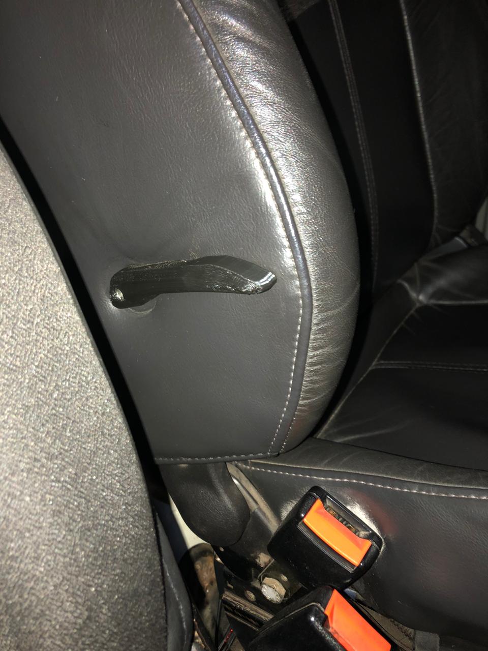 Subaru Forester bel desteği ayar düğmesi (Plastik Aparattır!!!)