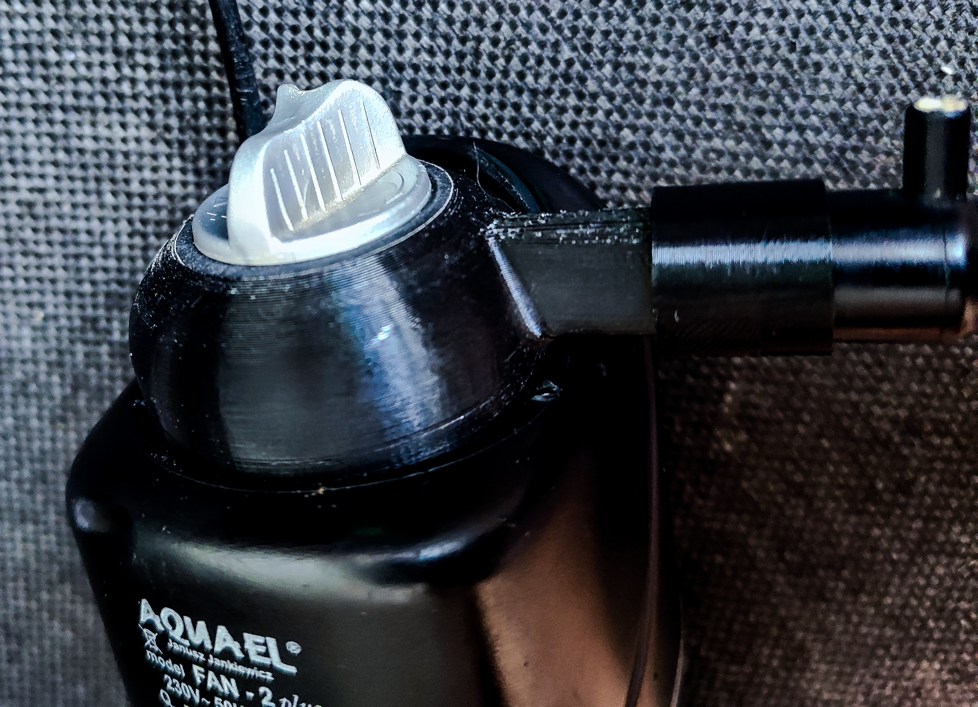 Akvaryum filtre kapağı (Plastik Aparattır!!!)