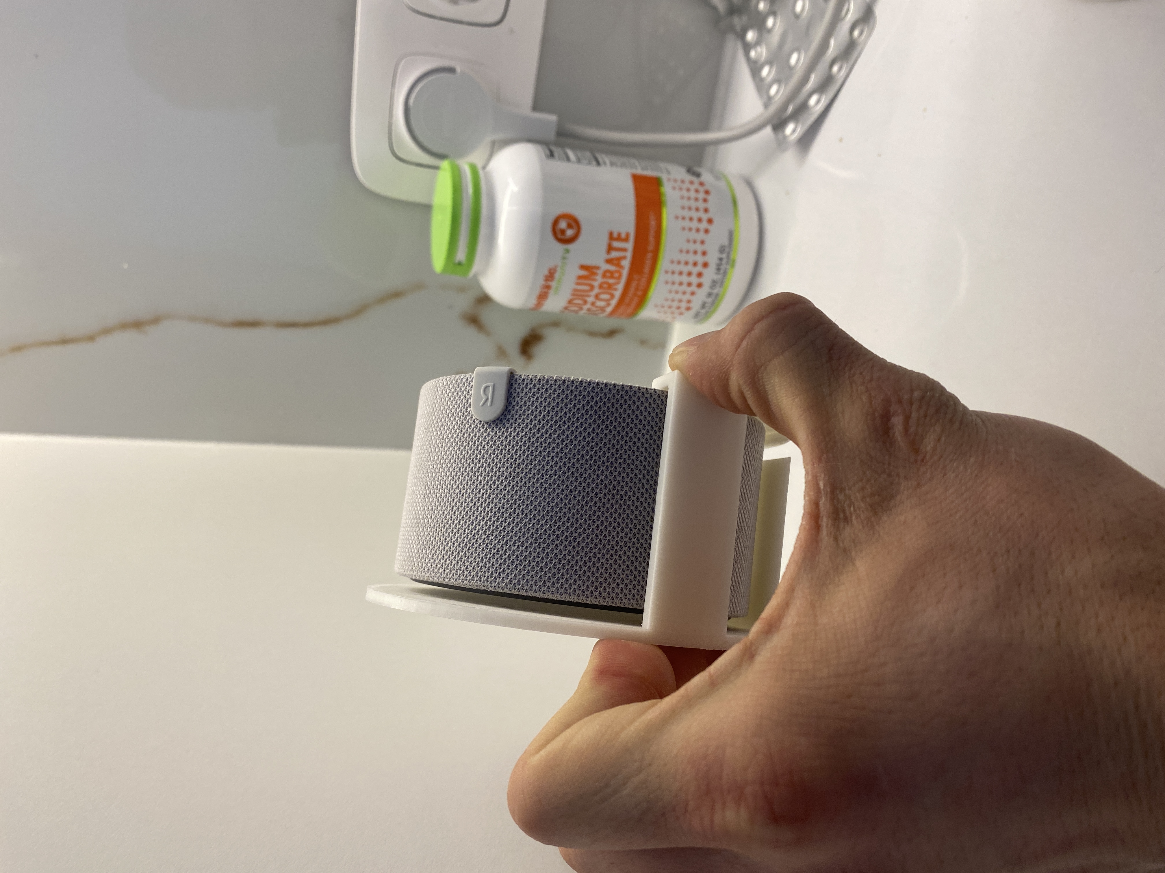 Alice mini 2 için duvara monte (Plastik Aparattır!!!)