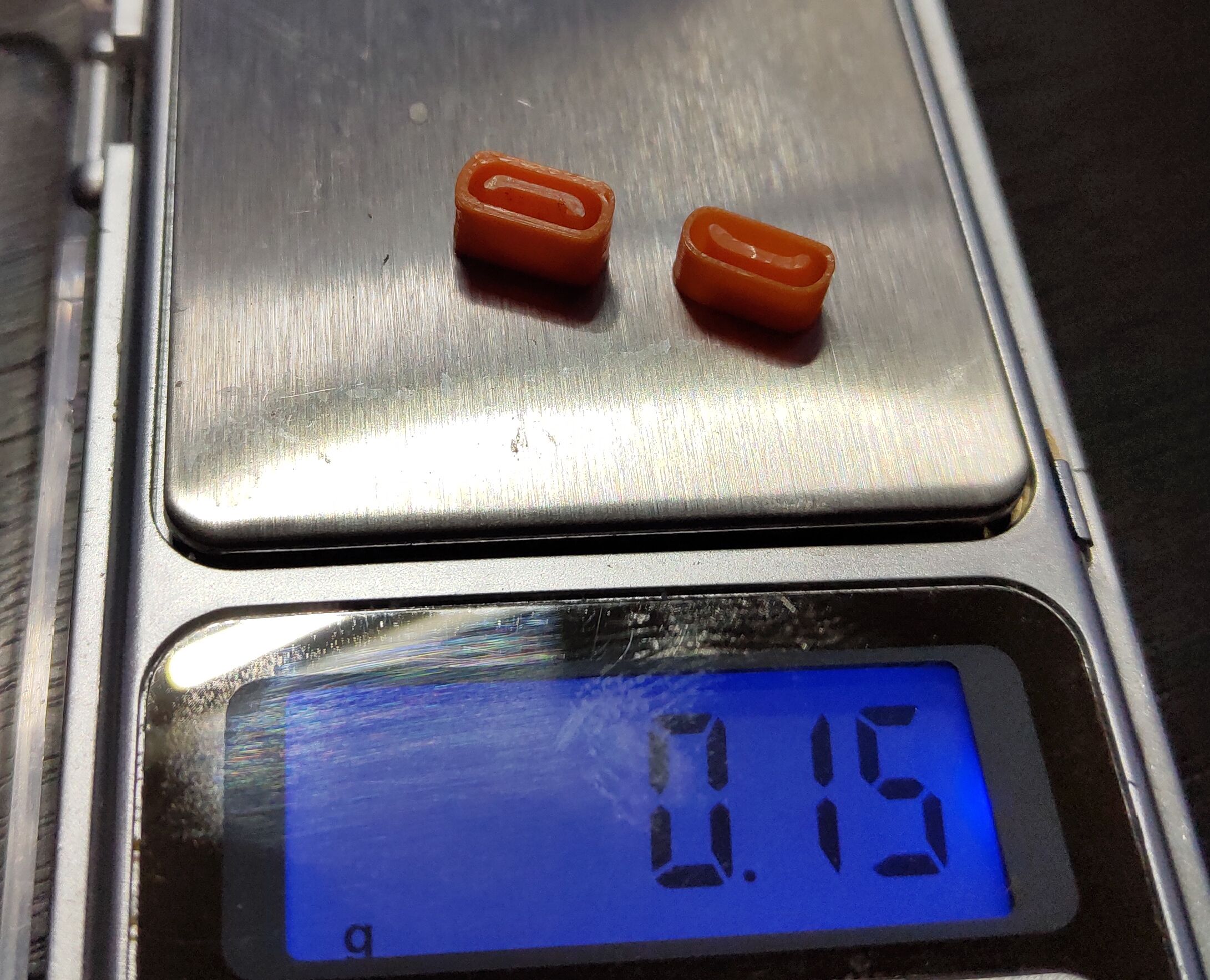 FPV uçuş kontrol cihazı konektörlerini kapatmak için fişler. (Plastik Aparattır!!!)