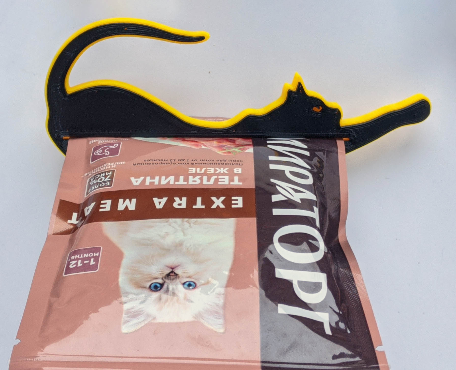 Kedi maması olan çantalar için (Plastik Aparattır!!!)