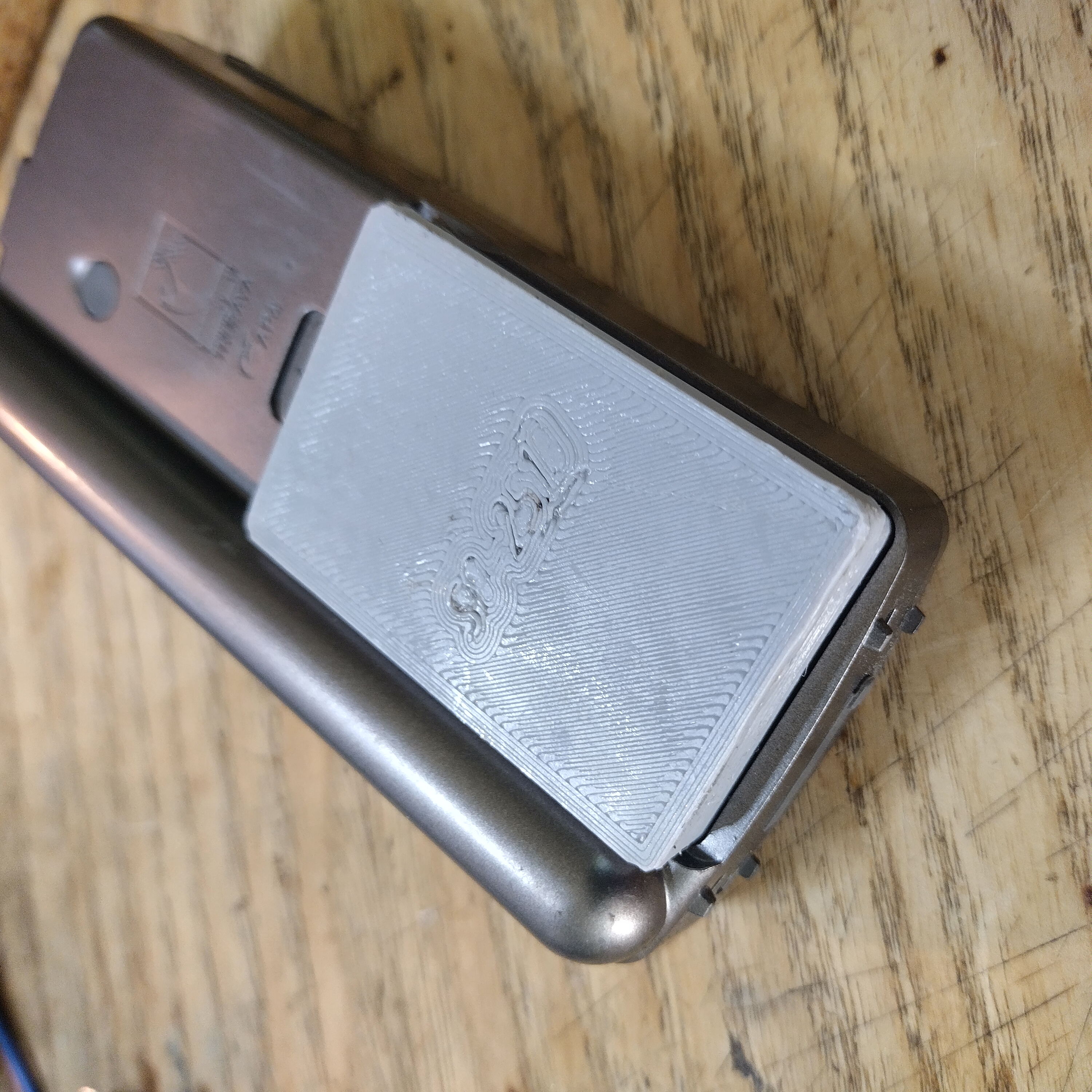 THURAYA SO-2510 telefon için pil gövdesi (Plastik Aparattır!!!)