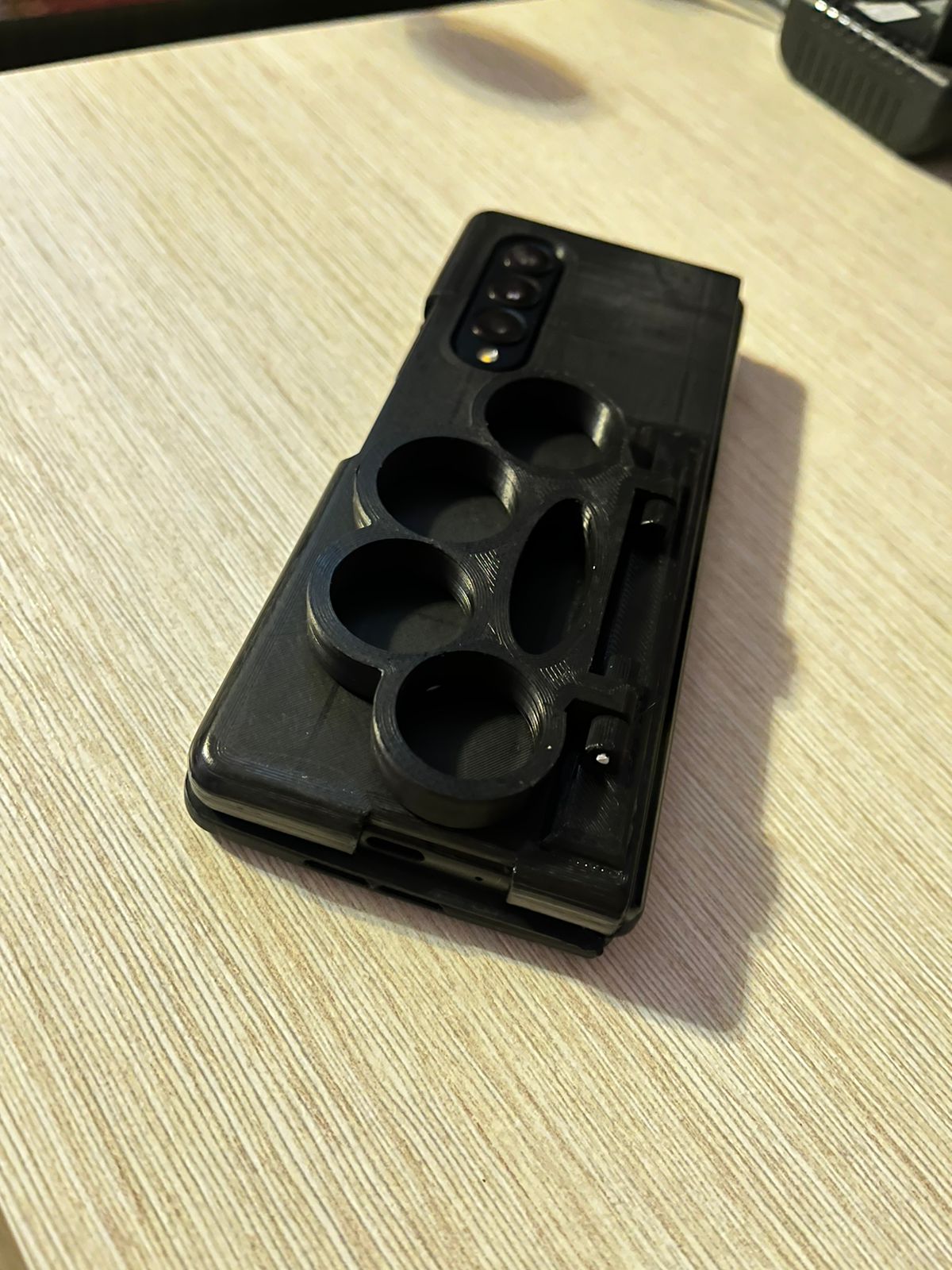 Telefon tuşları için tutucu (Plastik Aparattır!!!)