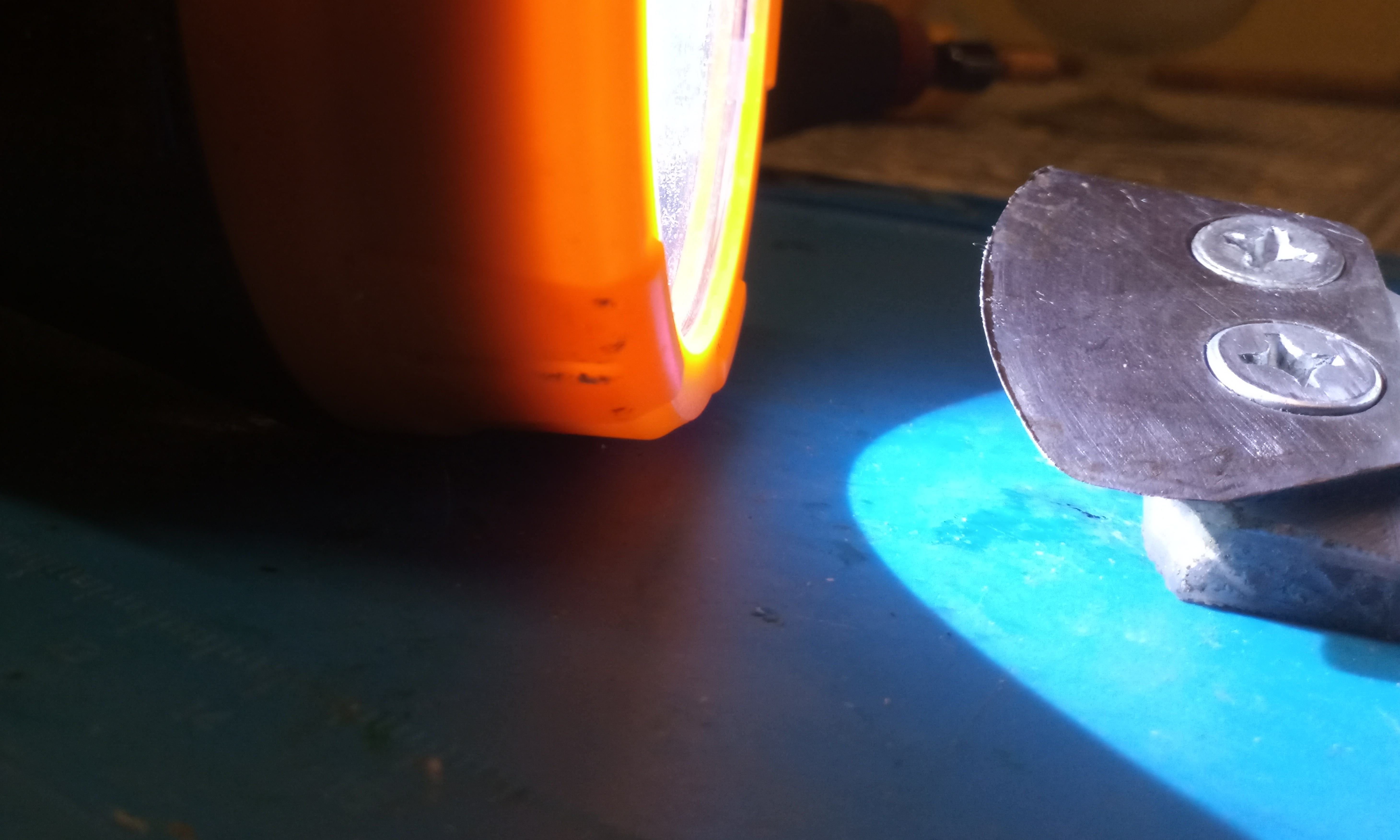 Buz keşfi için yarım daire bıçakların smooter'ı (Plastik Aparattır!!!)