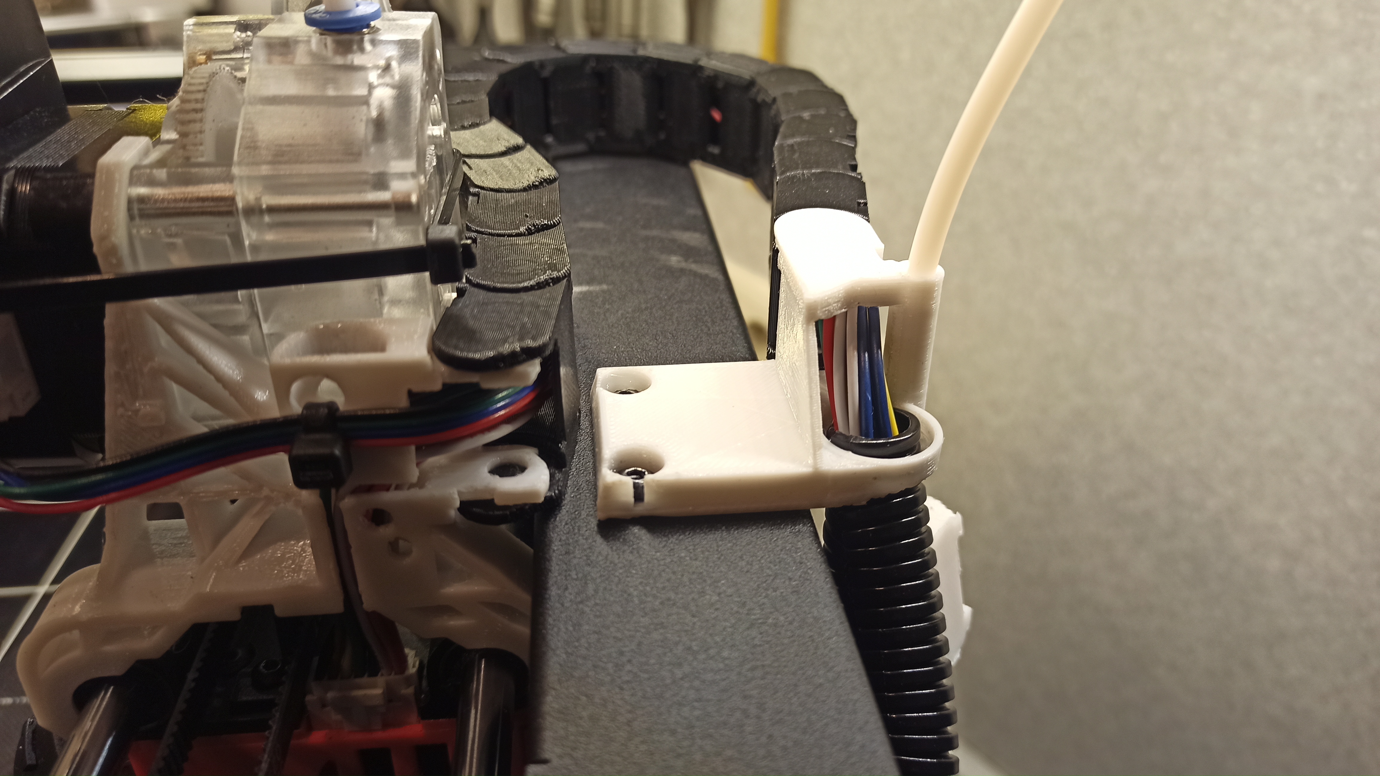 10 mm kanal kablosu için Flyingbear Ghost 5 Doğrudan Montaj (Yengeç) (Plastik Aparattır!!!)