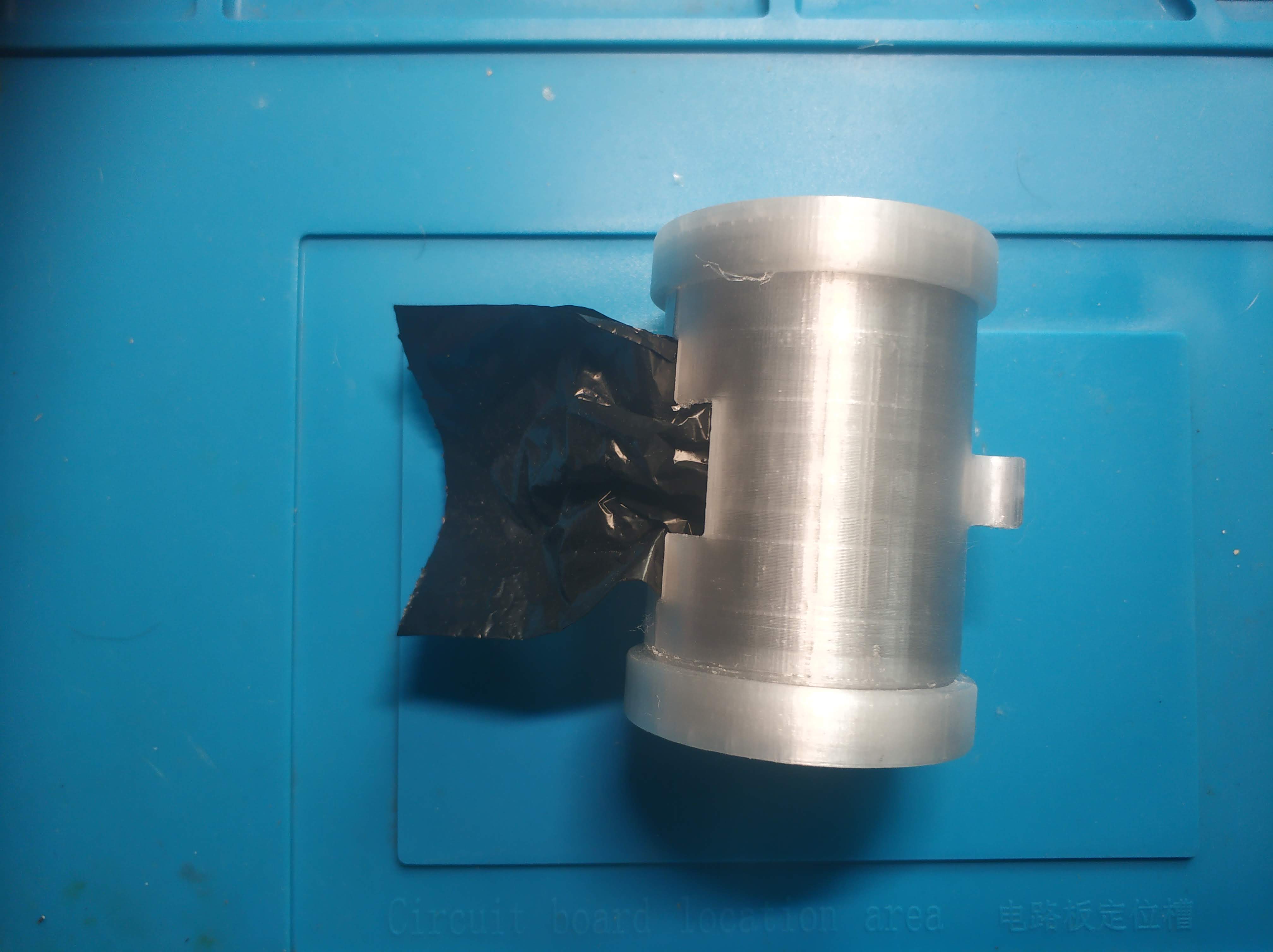 Köpek paketleri için konteyner (Plastik Aparattır!!!)