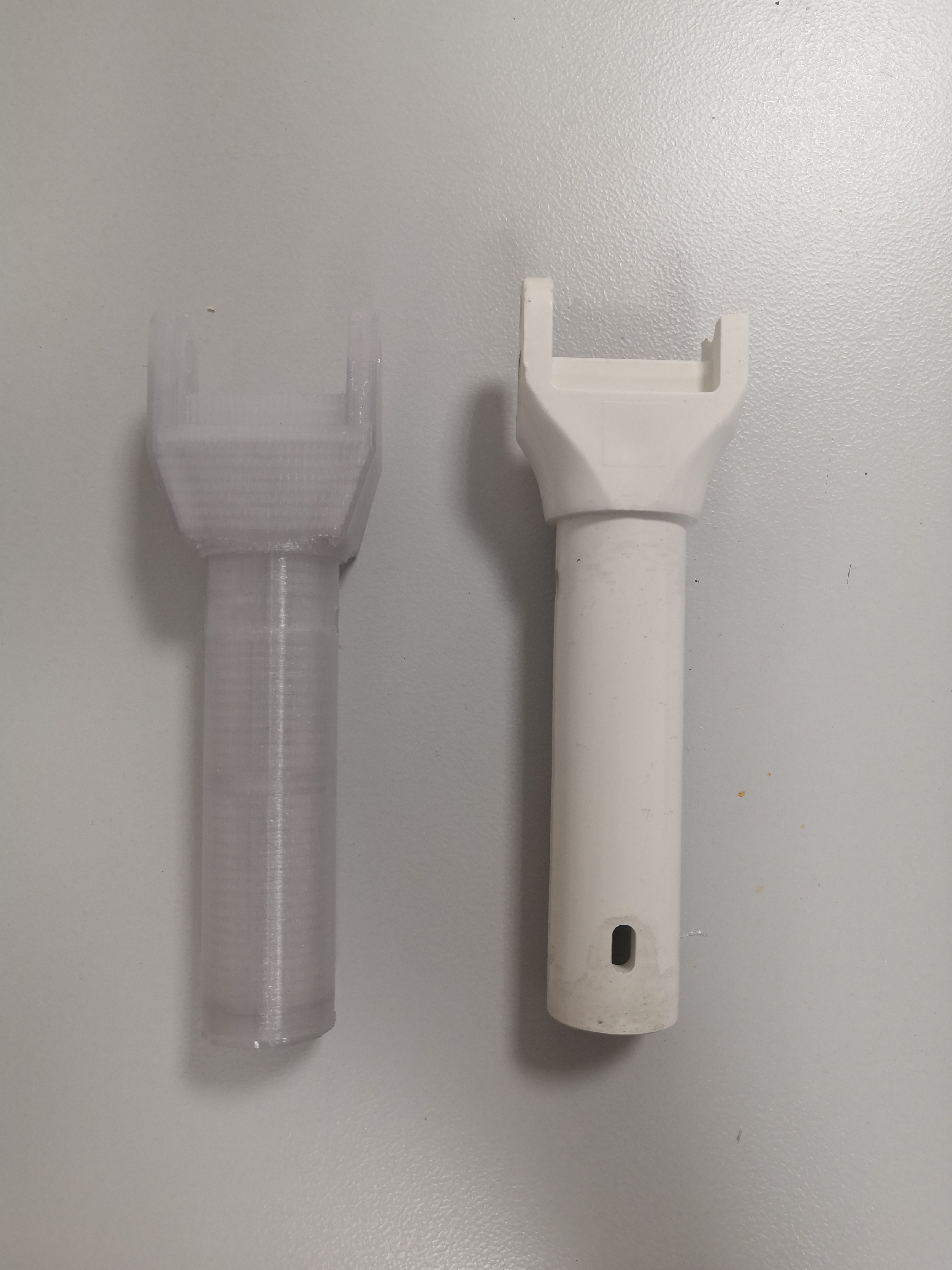 Havuz dibindeki "elektrikli süpürge" için tutamak (Plastik Aparattır!!!)