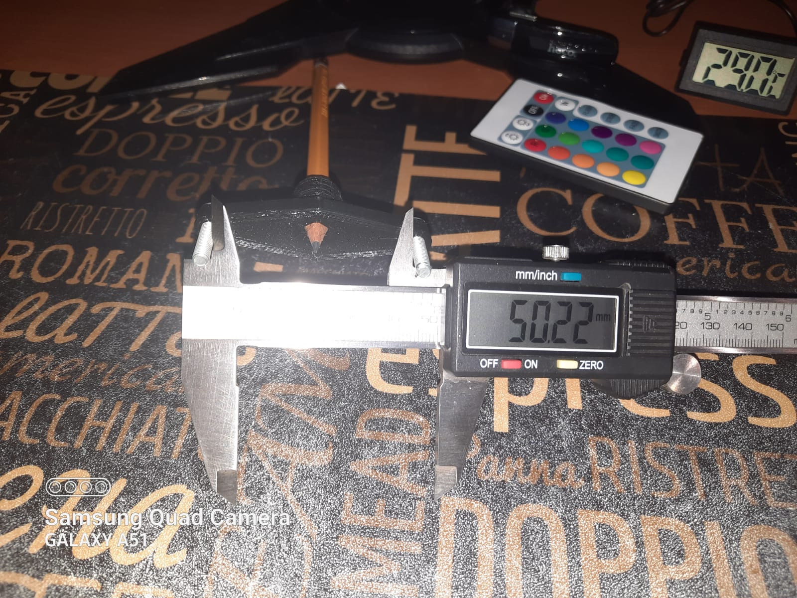 Karanlash Hexagon 7mm Merkezi'nin arayıcısı .. (Plastik Aparattır!!!)