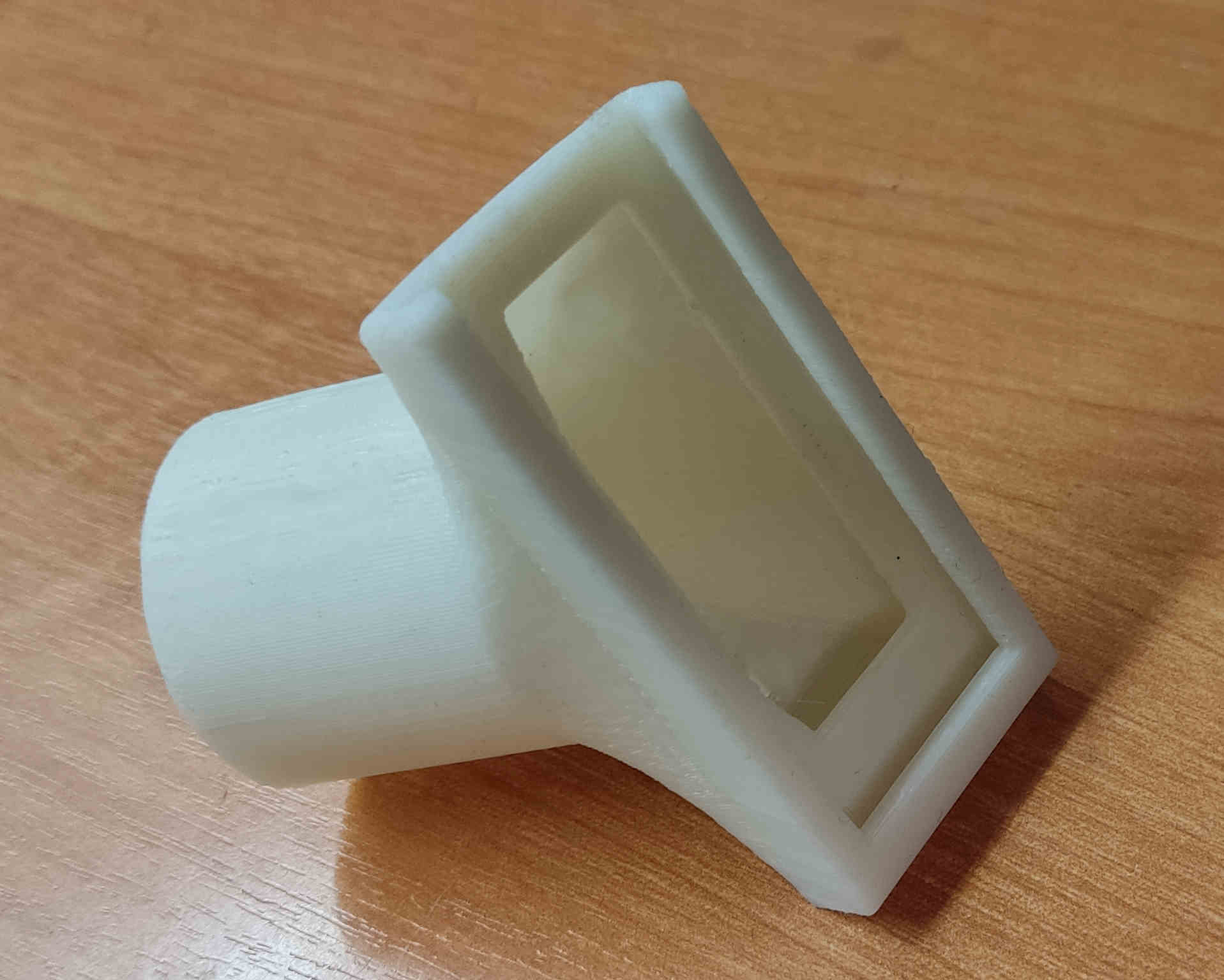 Elektrikli süpürgeyi bant zımpara makinesine bağlamak için adaptör (Plastik Aparattır!!!)