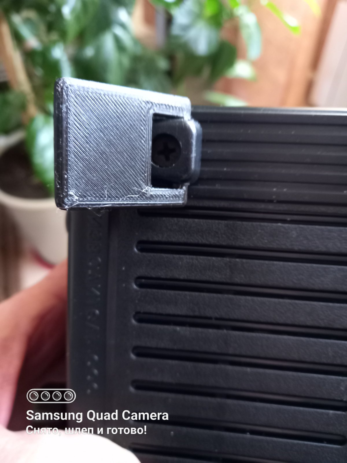 Şarj Cihazı 30 ve benzeri bacak. (Plastik Aparattır!!!)