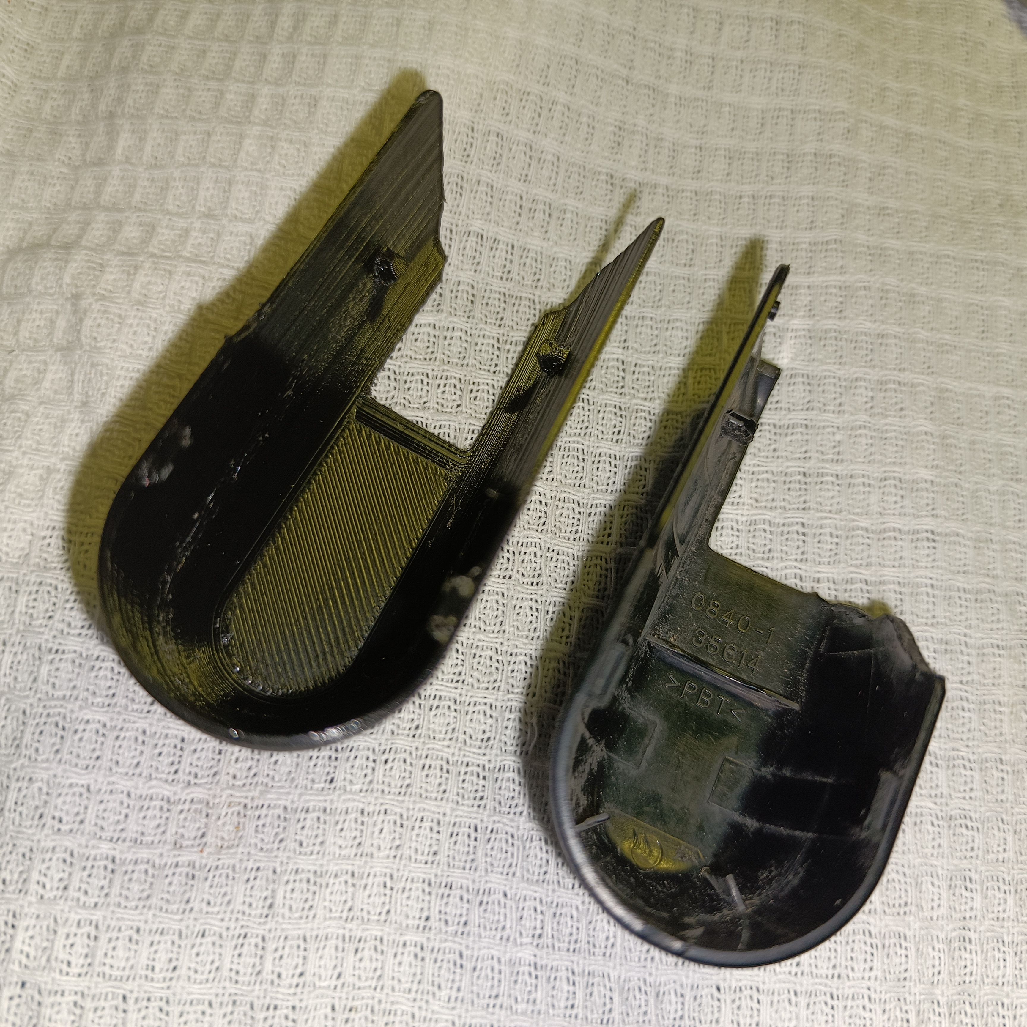 ASX mitsubishi arka silecek kapağı (Plastik Aparattır!!!)