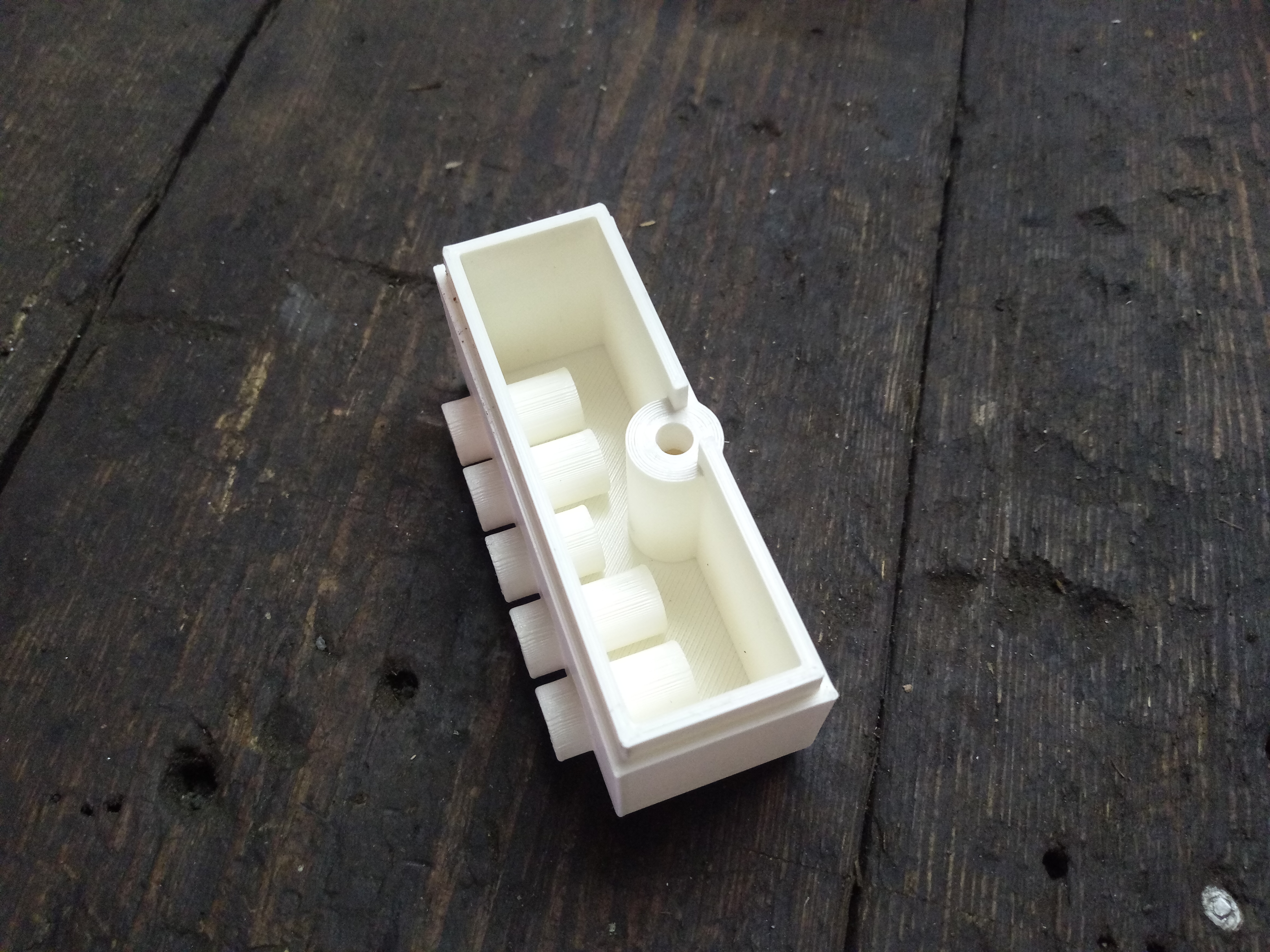 FIAC kompresör hava filtresi muhafazası (Plastik Aparattır!!!)