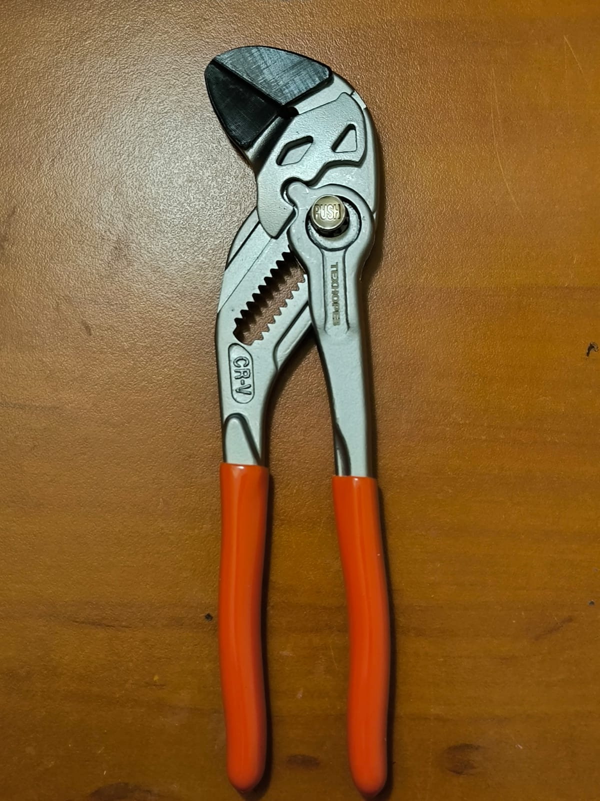 V1. Anahtar Süngerler 180mm Technoresis (Knapex Çin Analogu) (Plastik Aparattır!!!)