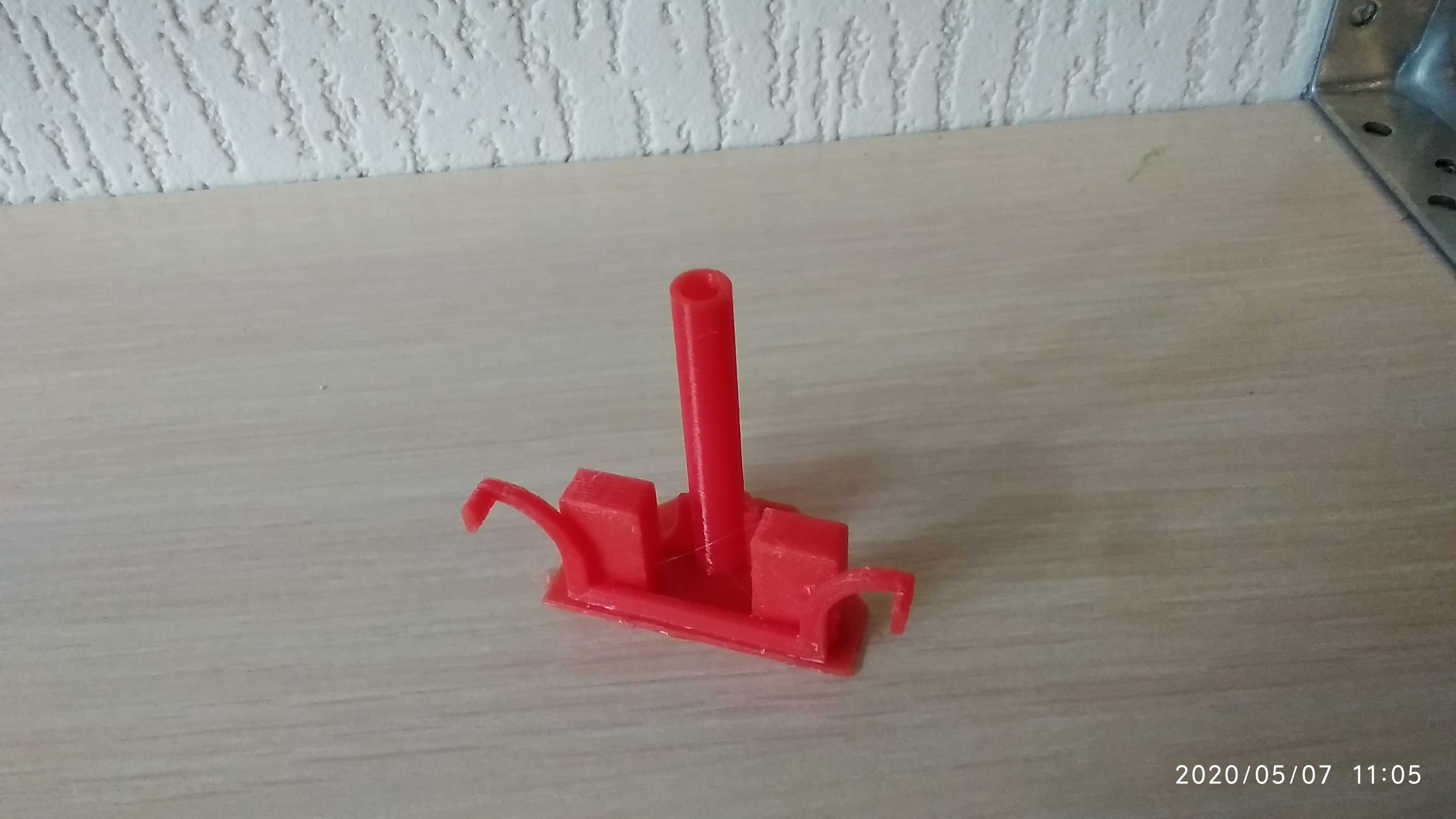 Aurora 1: 100. Ana direk desteği. (Plastik Aparattır!!!)