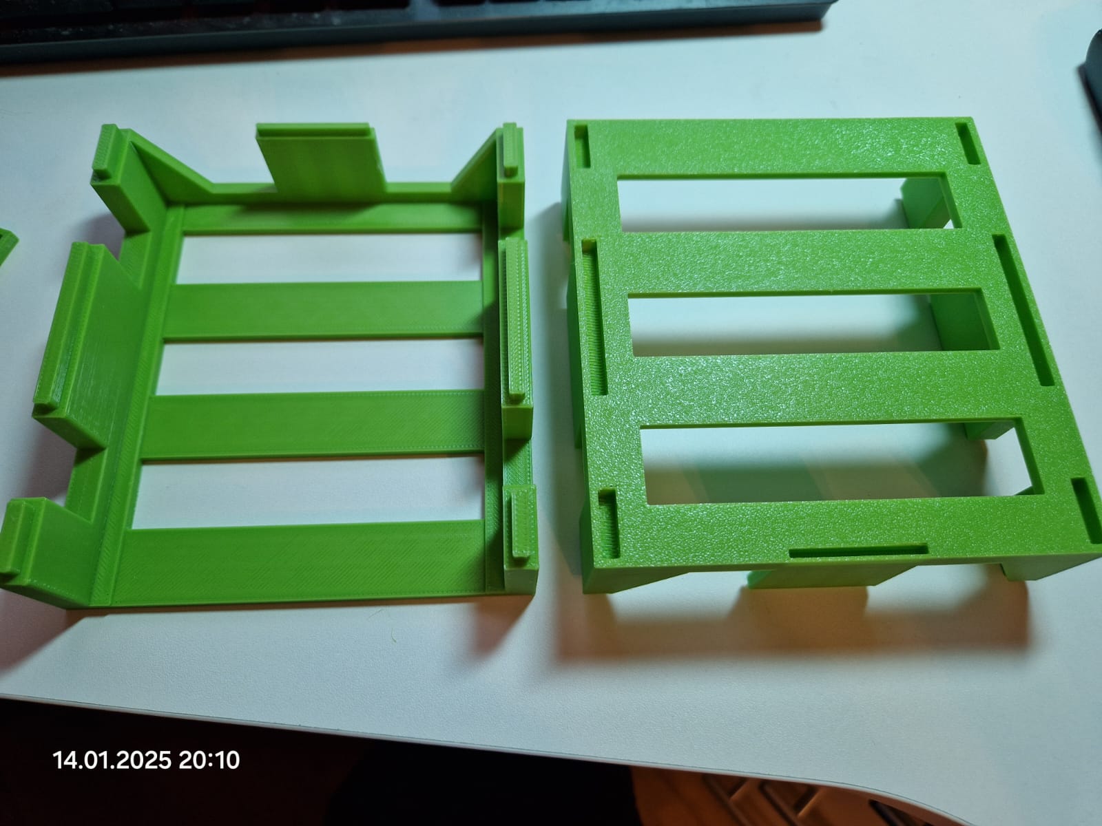 HDD 3.5 depolama yığını (Plastik Aparattır!!!)