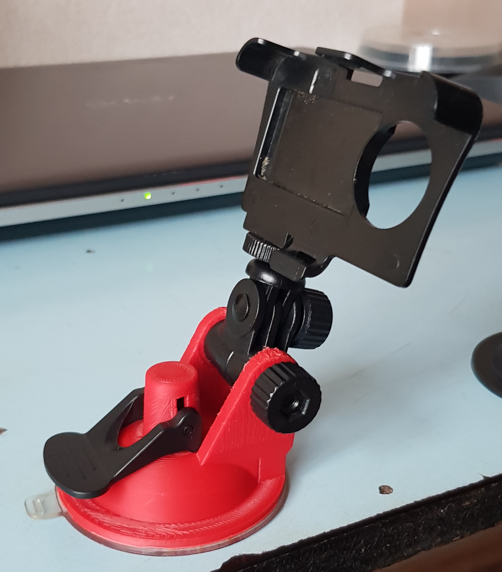 Video kaydedici tutucunun tabanı (Plastik Aparattır!!!)