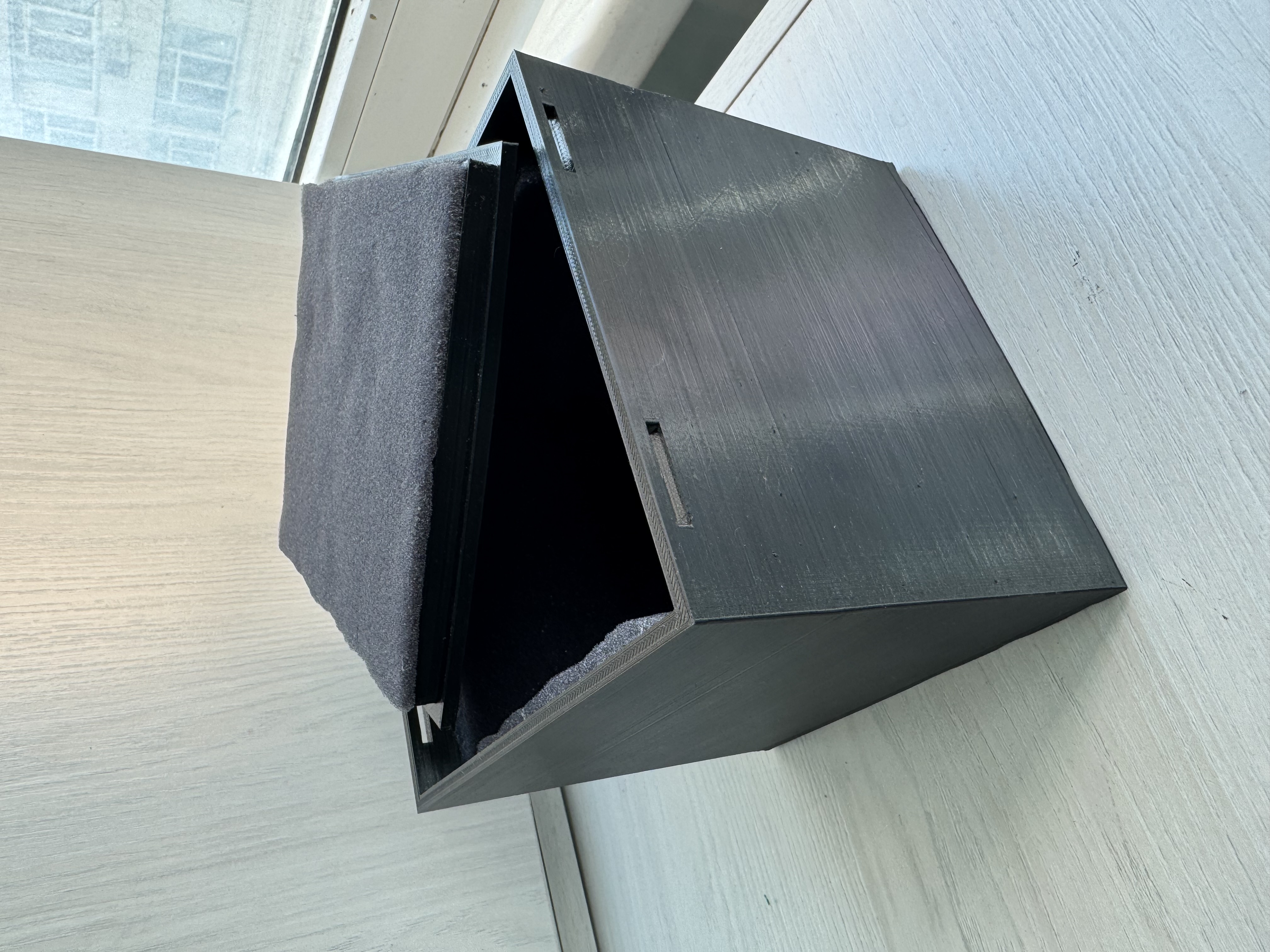 Mini PC için Taşıma Kutusu. (Plastik Aparattır!!!)