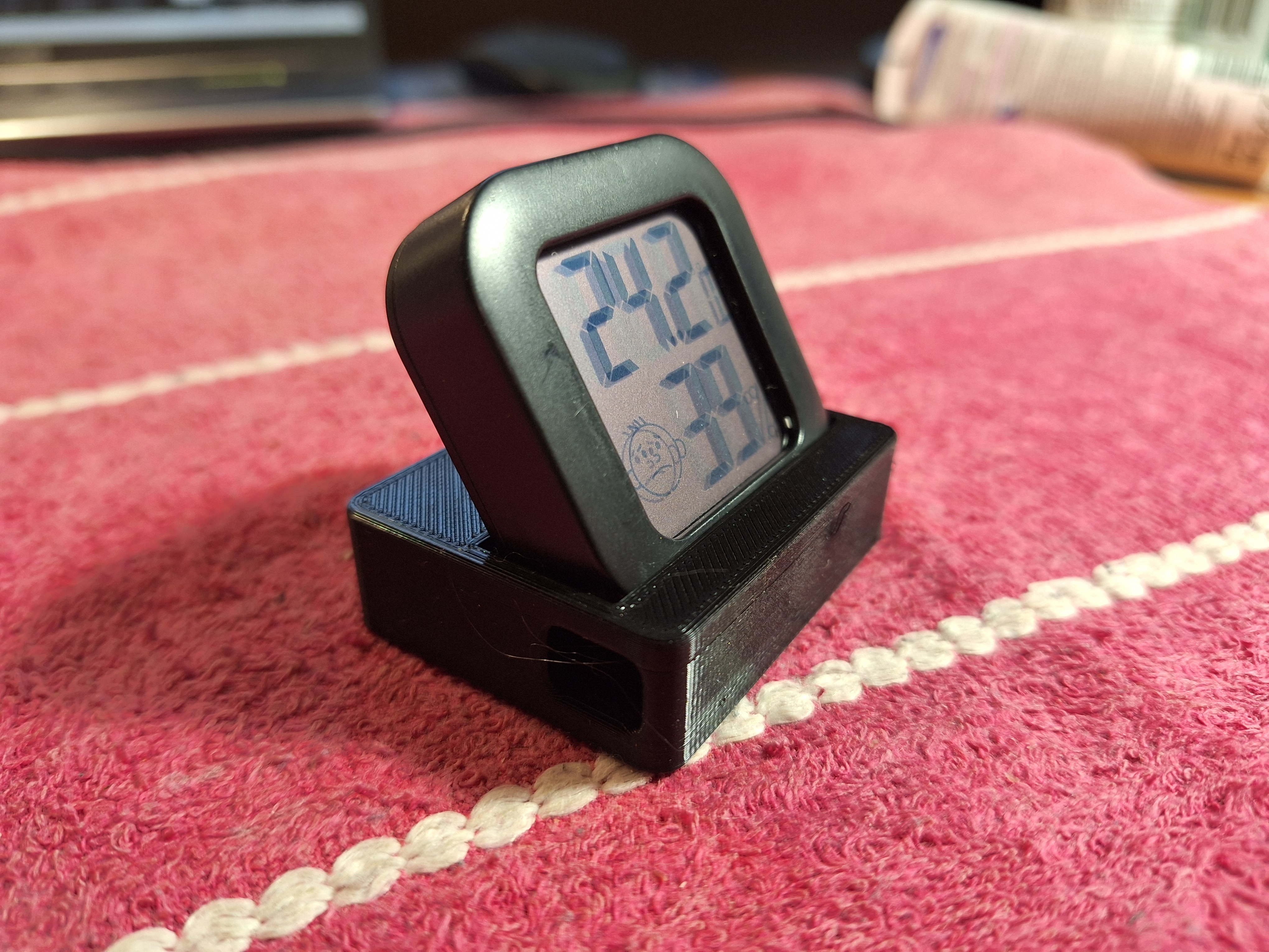 Higrometre v.2 için stand (Plastik Aparattır!!!)