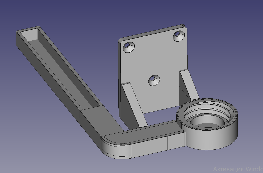 Plastik bir şişenin altında yaz aylarında arılar için bir içici. Arıcılar (Plastik Aparattır!!!)